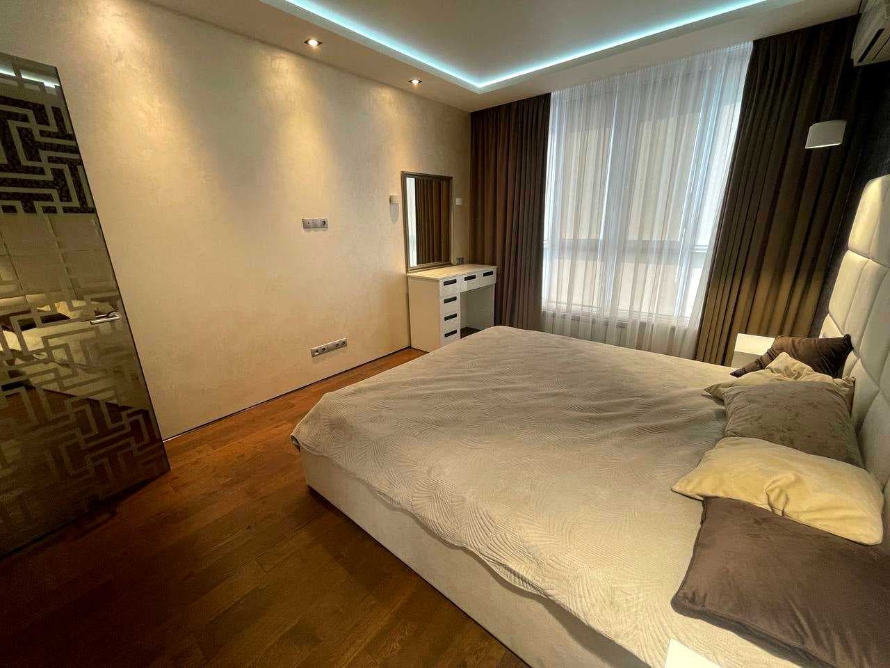 Оренда 3-кімнатної квартири, 80 м², ЖК «Венеція» 4