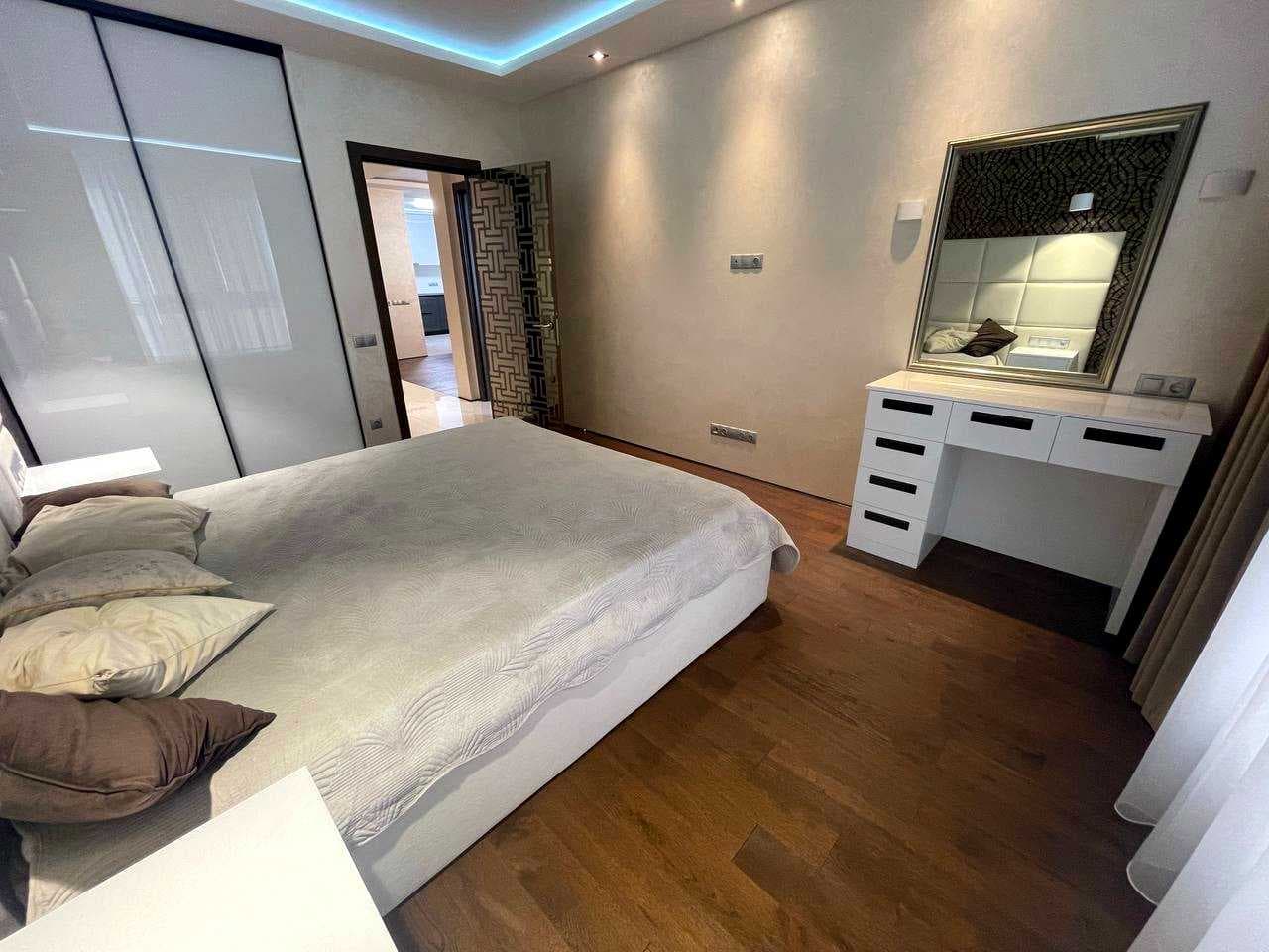 Оренда 3-кімнатної квартири, 80 м², ЖК «Венеція» 1