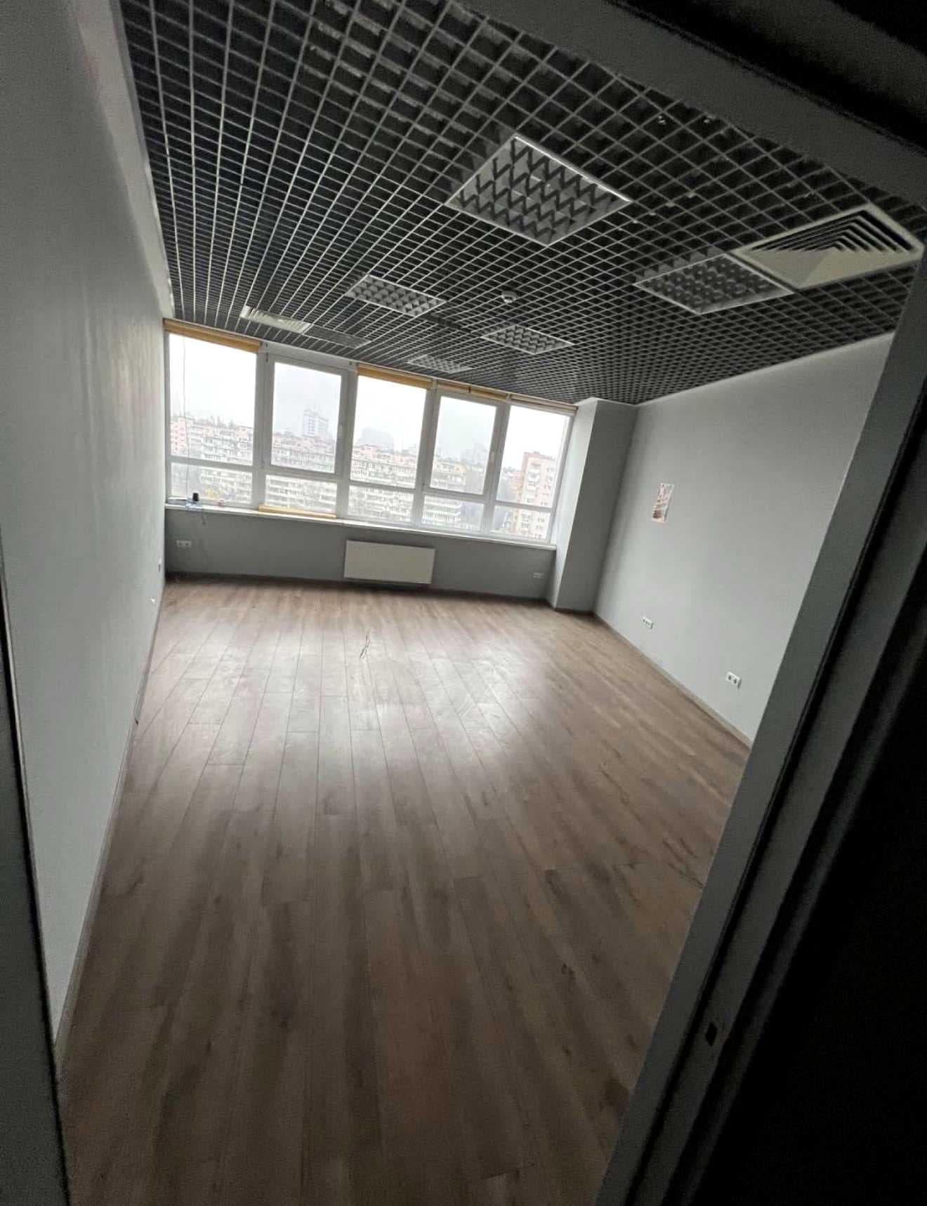Оренда комерційного приміщення, 200 м², Печерський р-н 4
