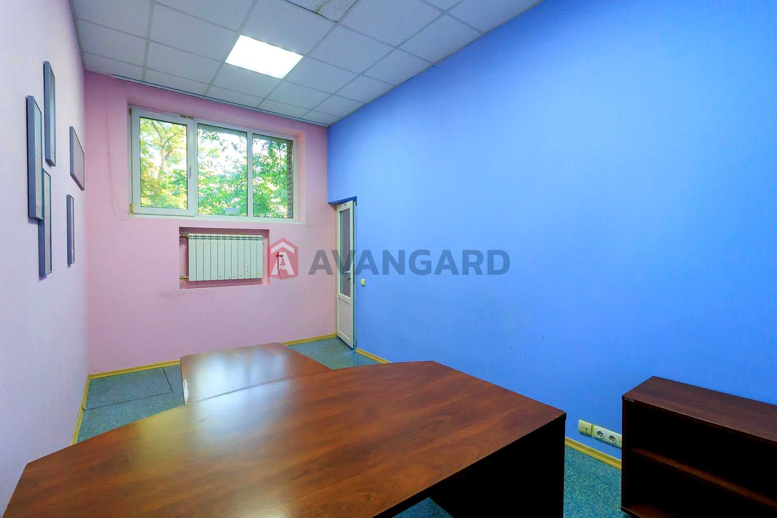 Оренда комерційного приміщення, 116 м², Шевченківський р-н 4