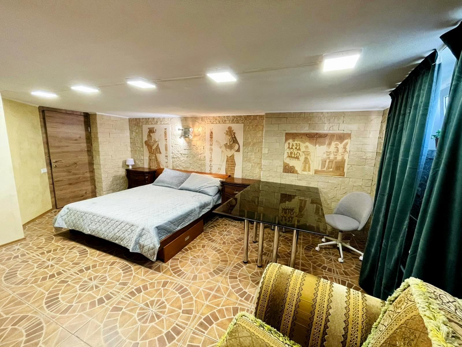 Оренда 2-кімнатної квартири, 140 м², Голосіївський р-н 1