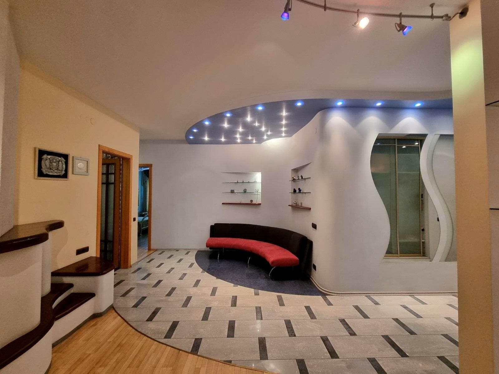Оренда 3-кімнатної квартири, 117 м², Печерський р-н 5
