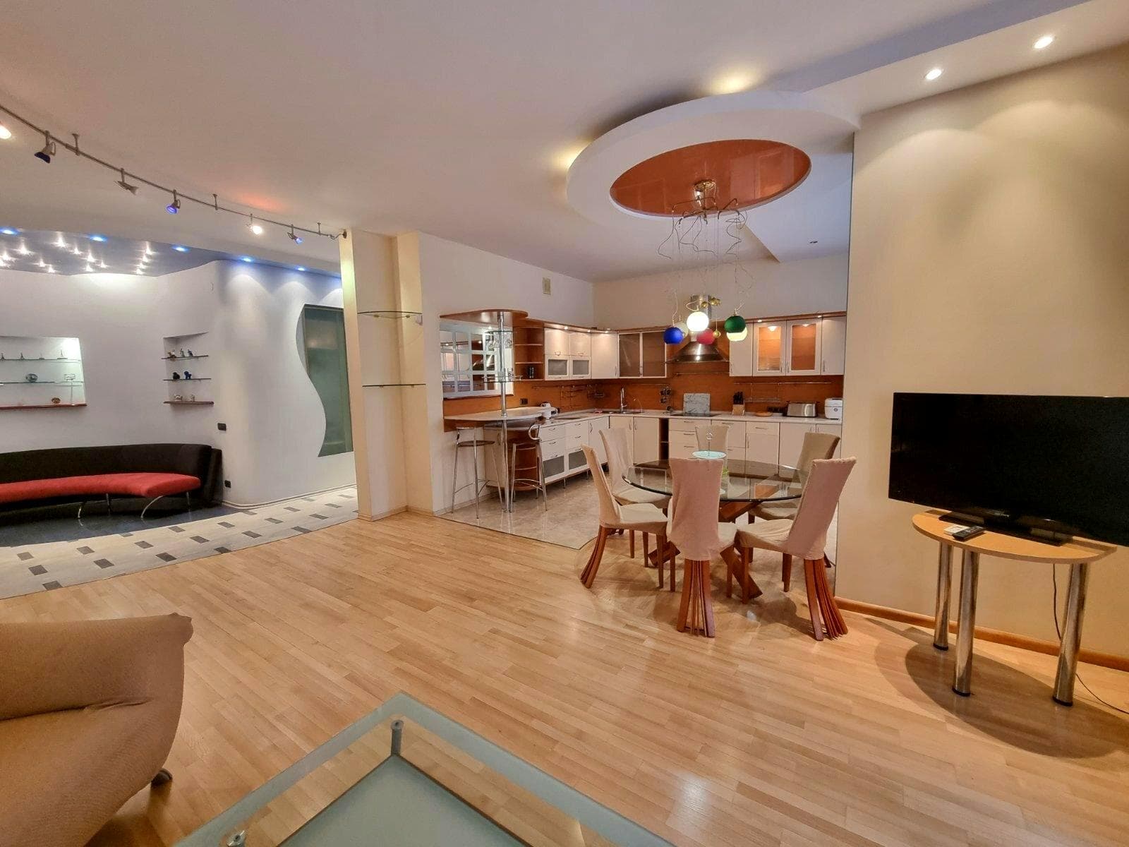 Оренда 3-кімнатної квартири, 117 м², Печерський р-н 2