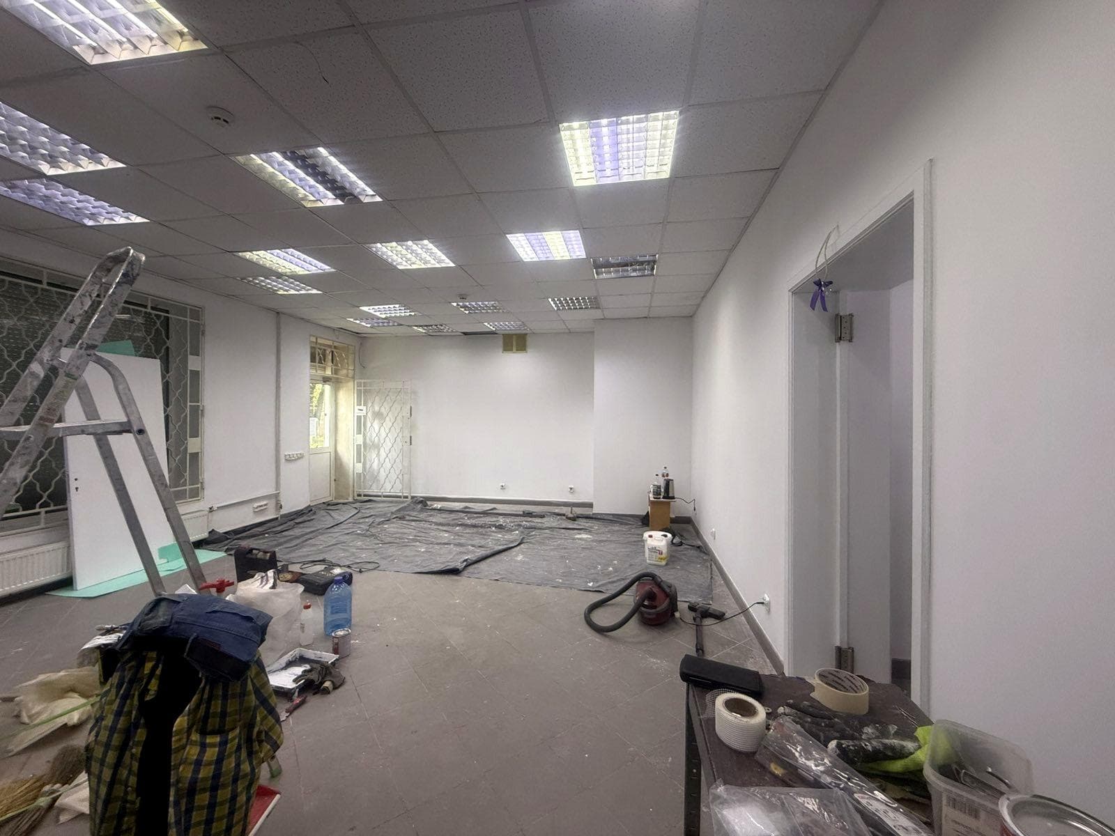 Оренда комерційного приміщення, 57 м², Дарницький р-н 1
