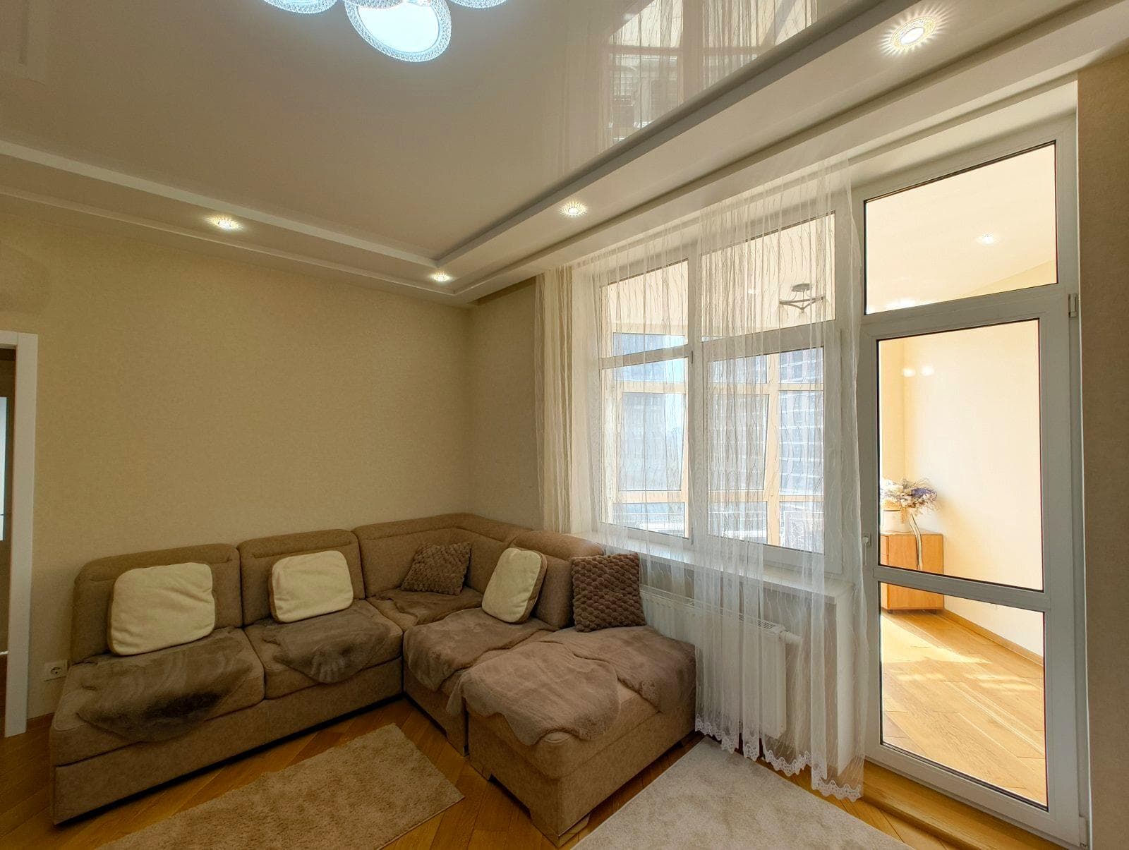 Оренда 2-кімнатної квартири, 100 м², ЖК «Покровський Посад» 3