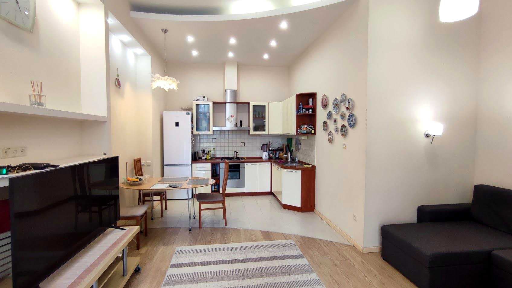 Оренда 2-кімнатної квартири, 62 м², Голосіївський р-н 1