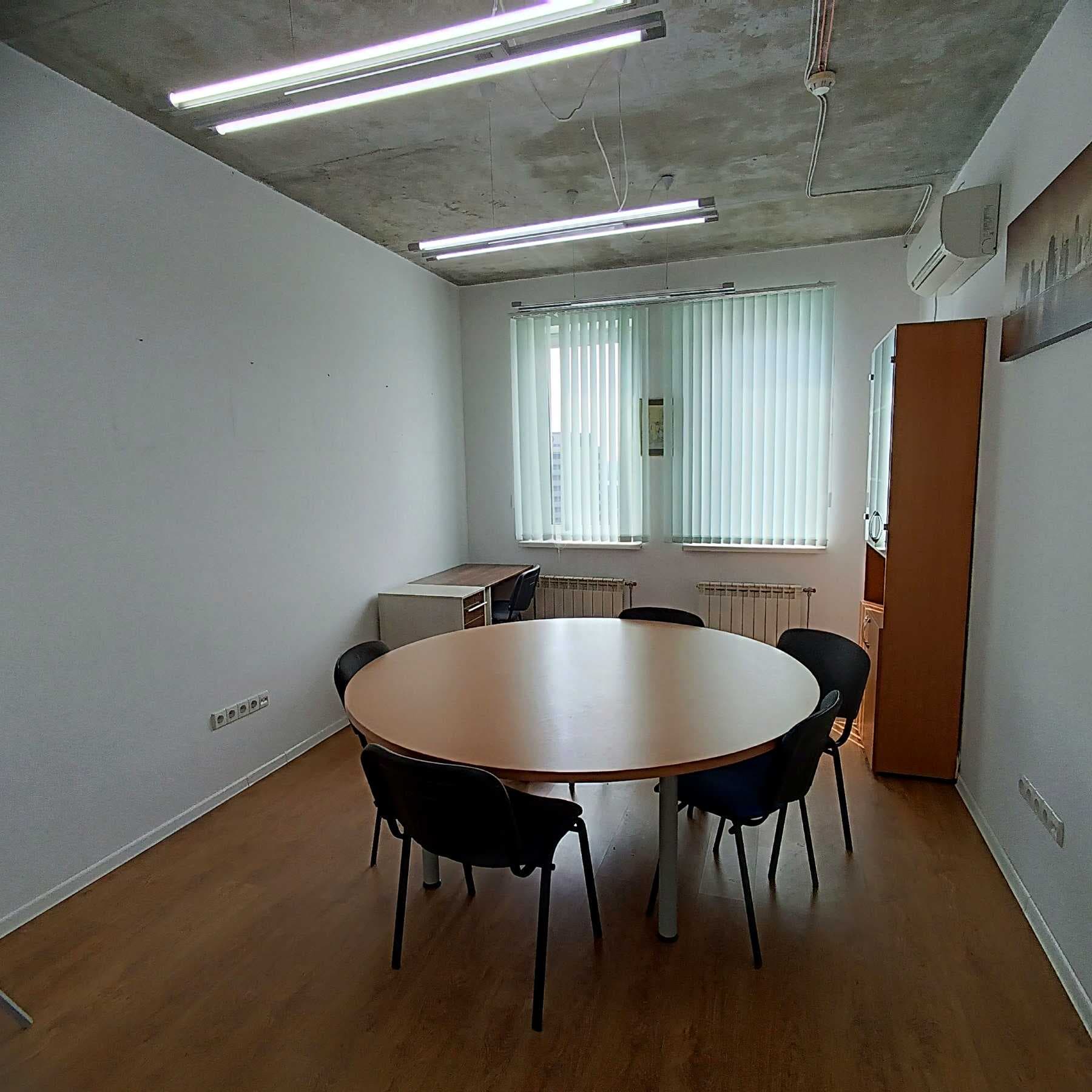 Оренда комерційного приміщення, 80 м², Дарницький р-н 5