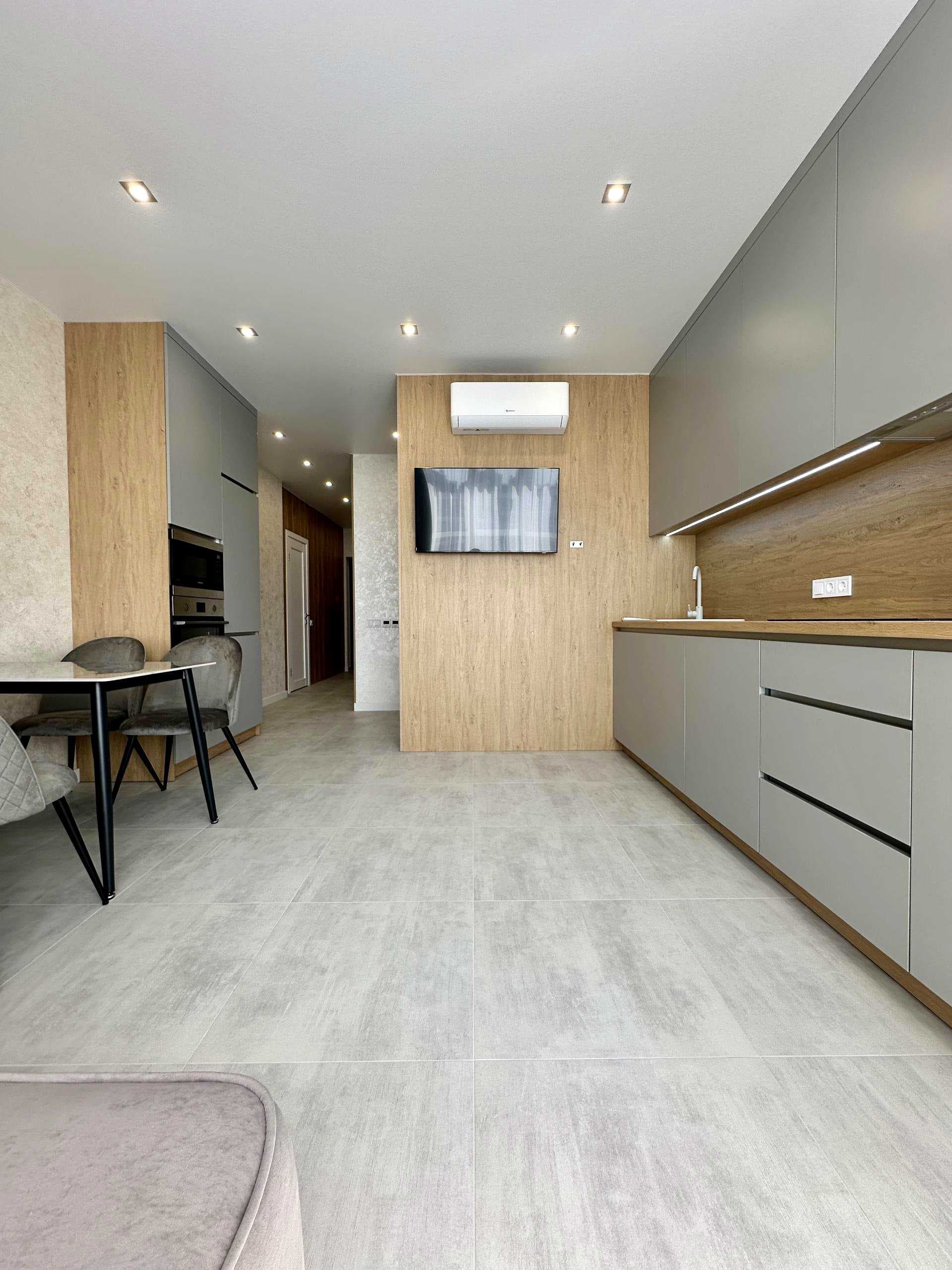 Оренда 2-кімнатної квартири, 74 м², ЖК «Варшавський» 1