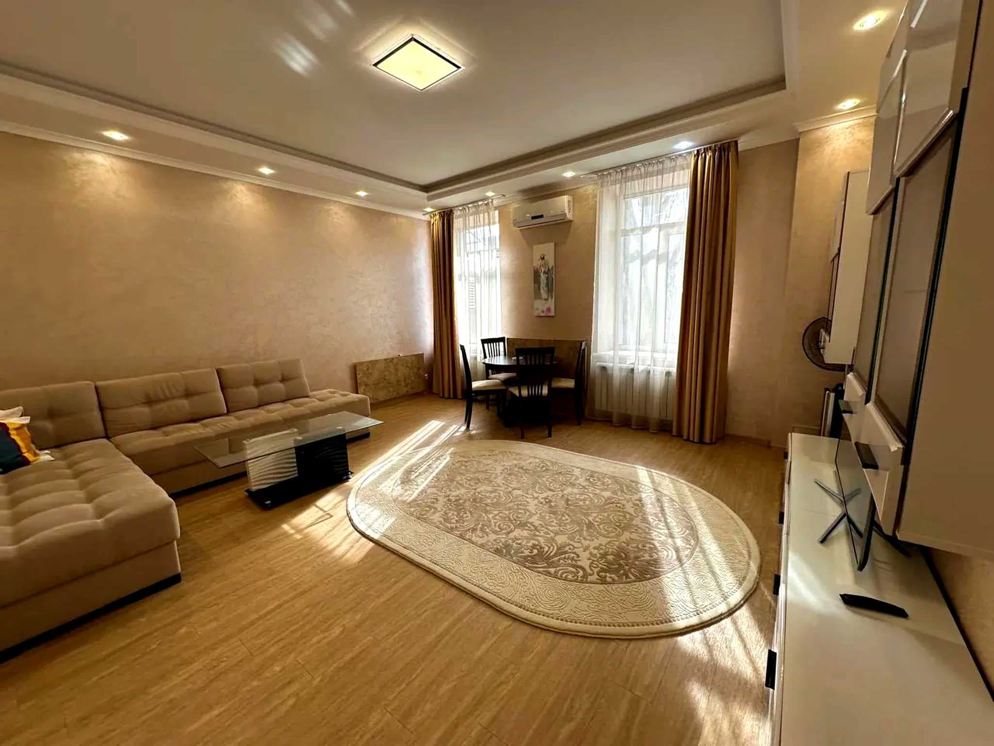 Оренда 2-кімнатної квартири, 75 м², Печерський р-н 3
