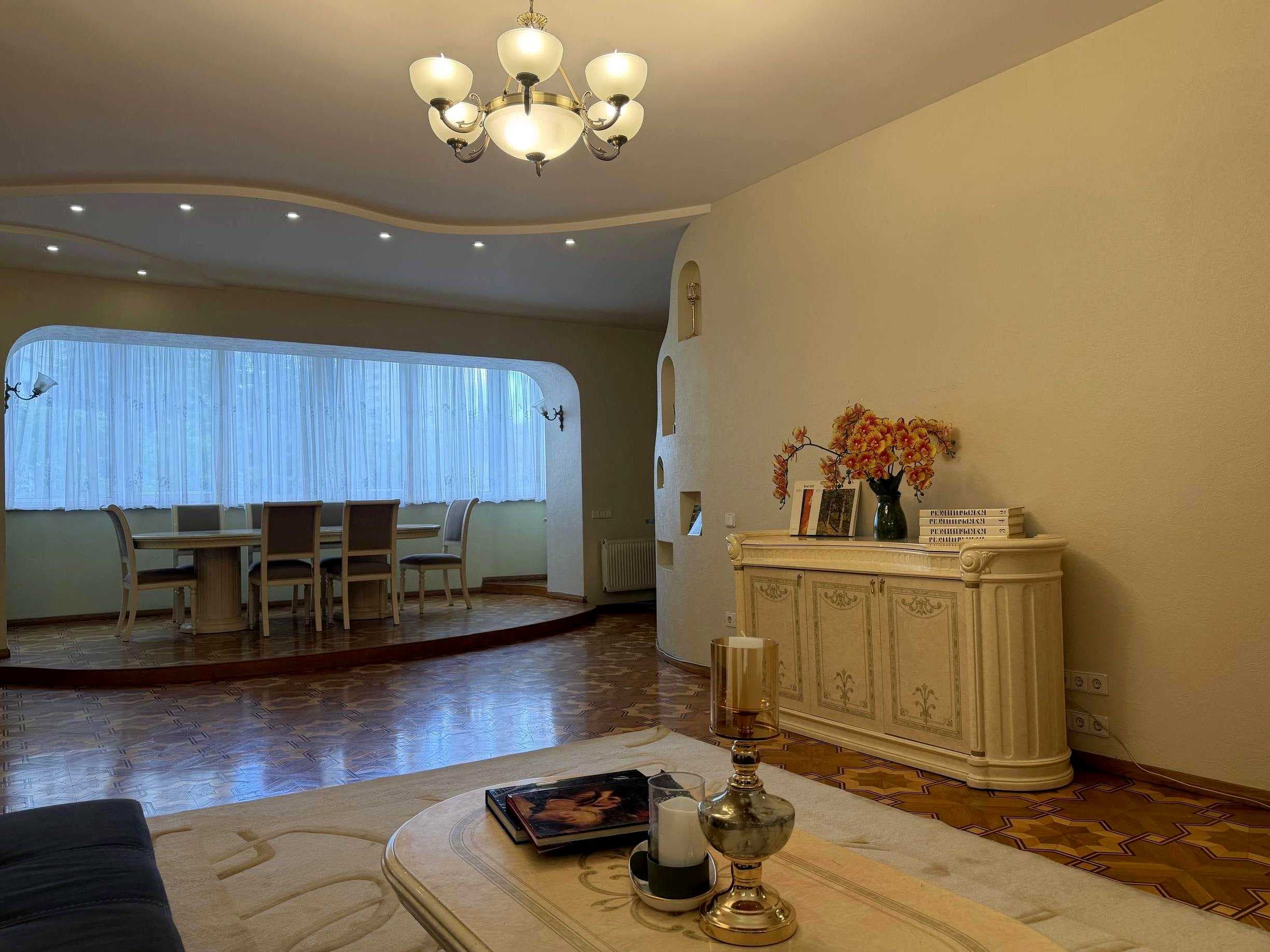 Оренда 3-кімнатної квартири, 162 м², Шевченківський р-н 3