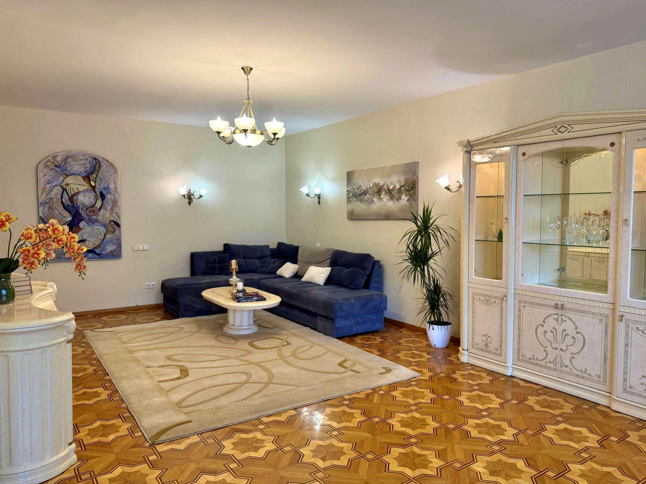 Оренда 3-кімнатної квартири, 162 м², Шевченківський р-н 1
