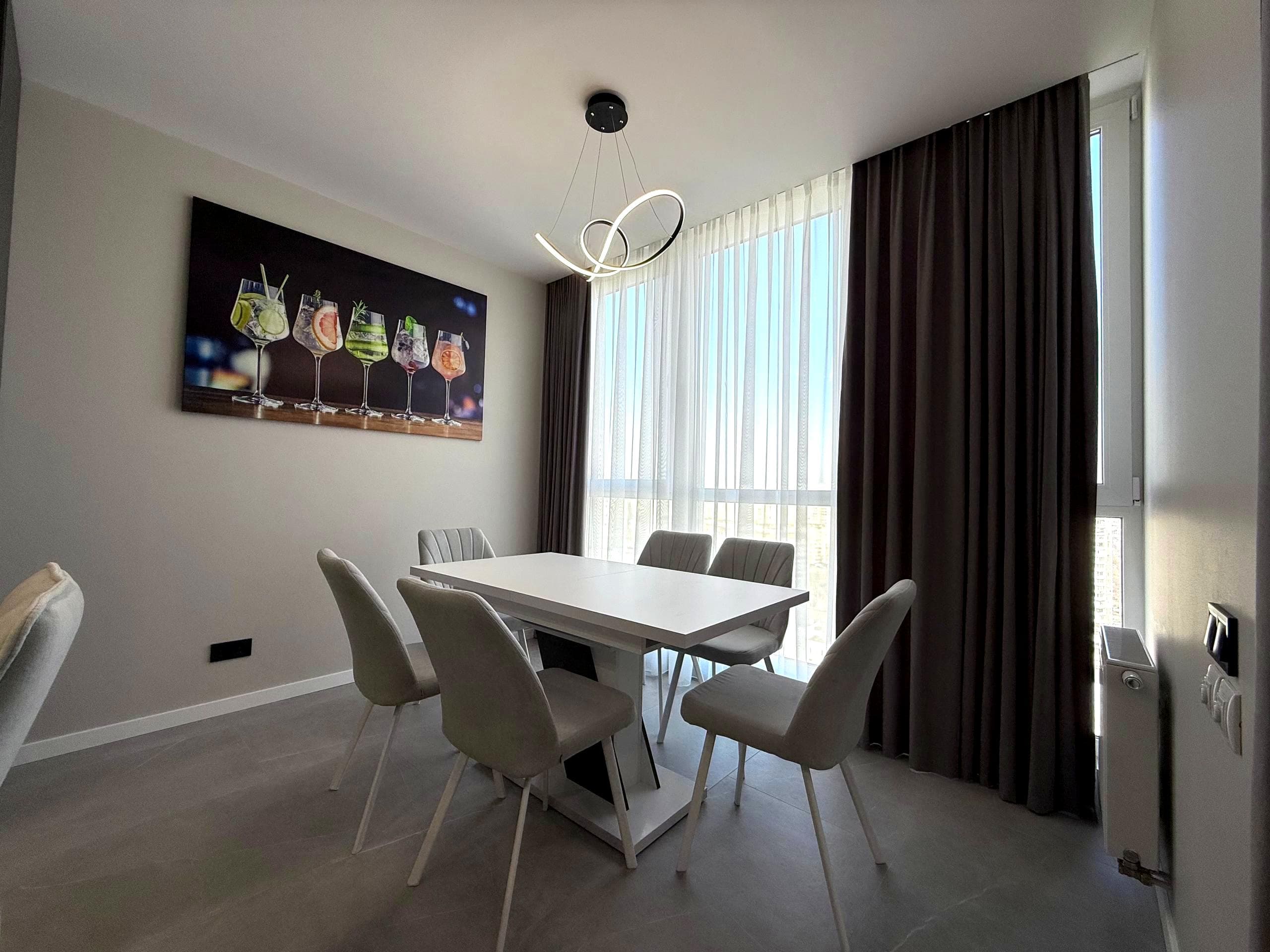Оренда 2-кімнатної квартири, 85 м², ЖК «Лебединий» 4