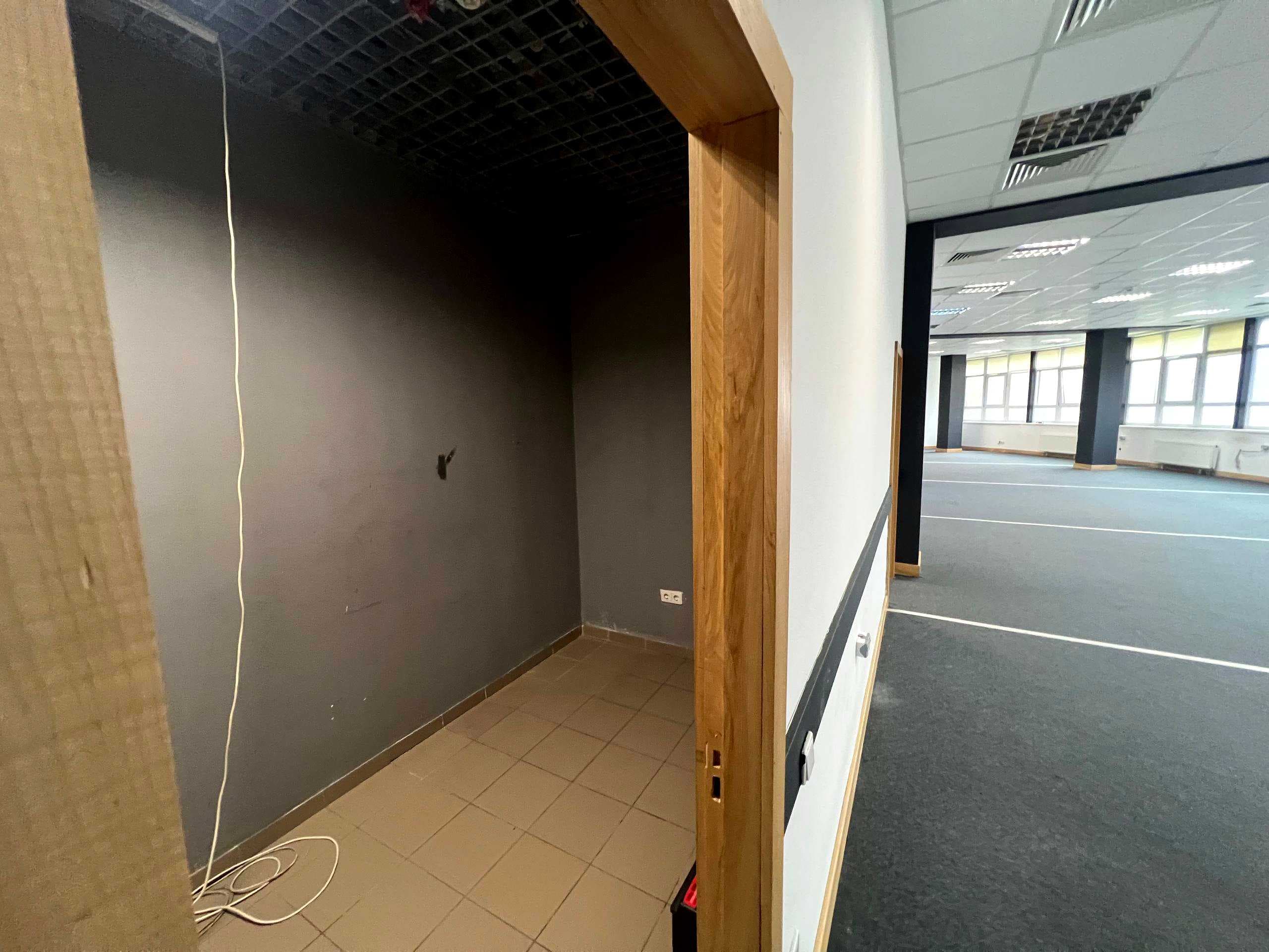 Оренда комерційного приміщення, 300 м², ЖК «Бізнес-центр «Хвиля»» 5
