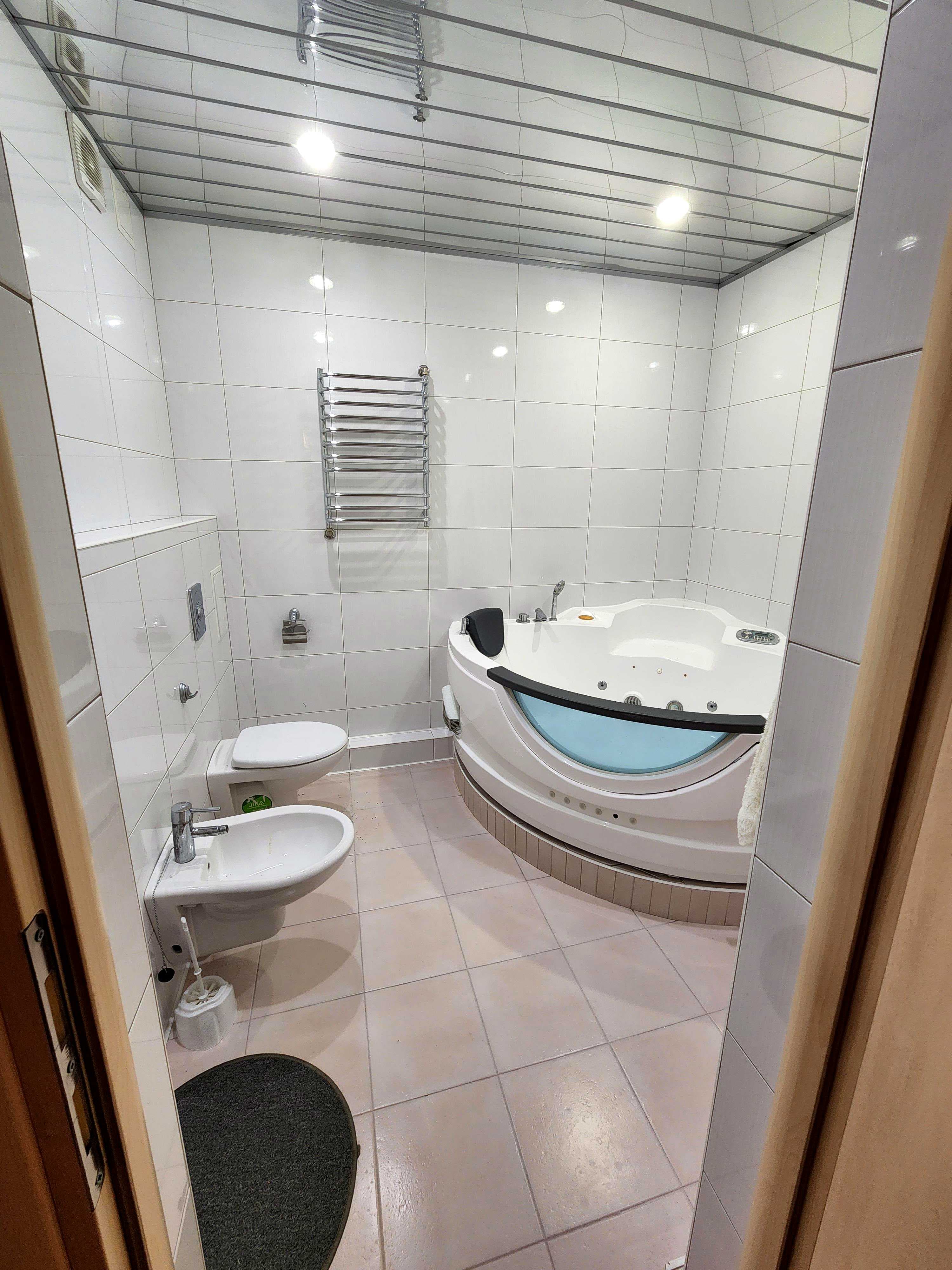 Оренда 3-кімнатної квартири, 97 м², Голосіївський р-н 4