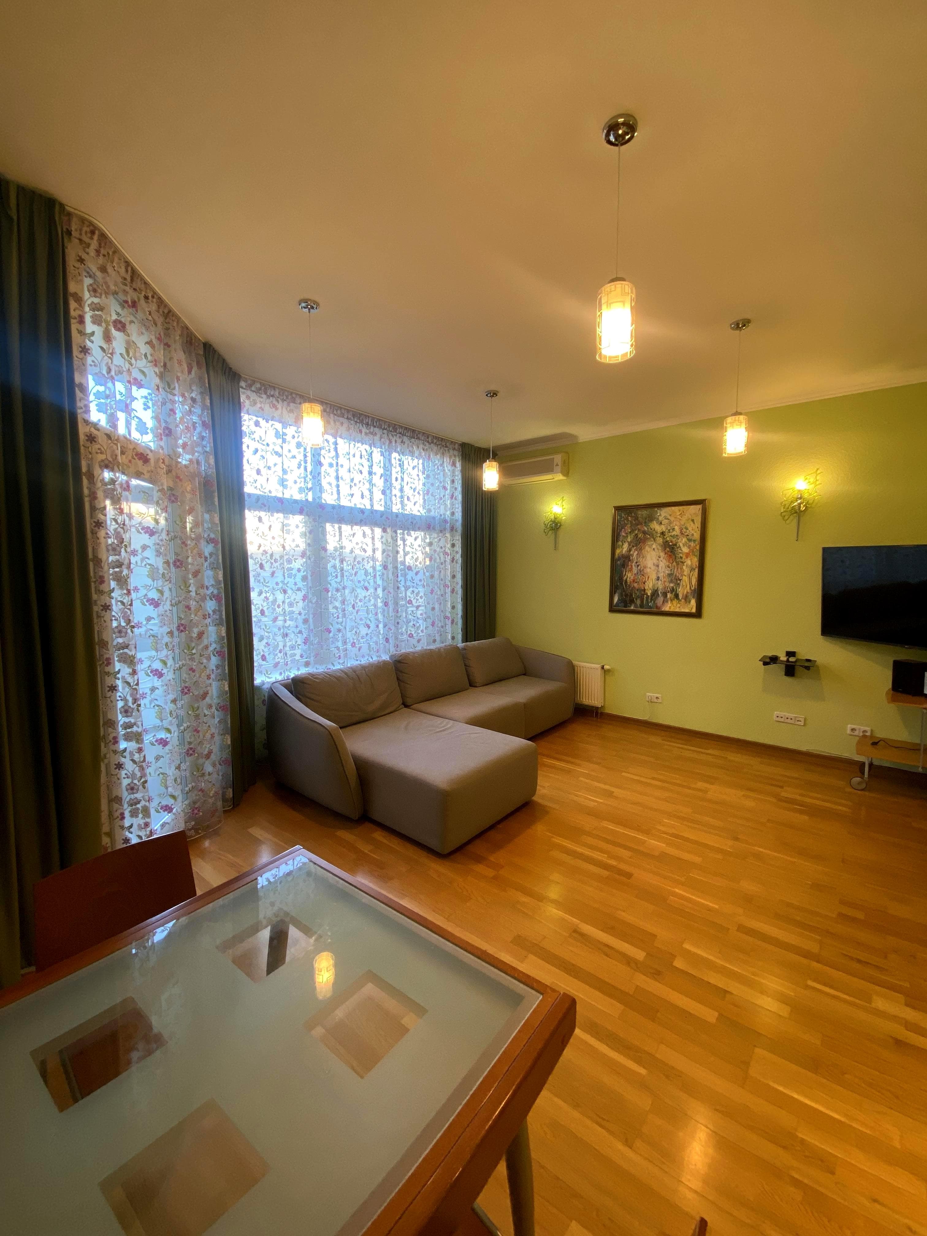 Оренда 2-кімнатної квартири, 85 м², Шевченківський р-н 1