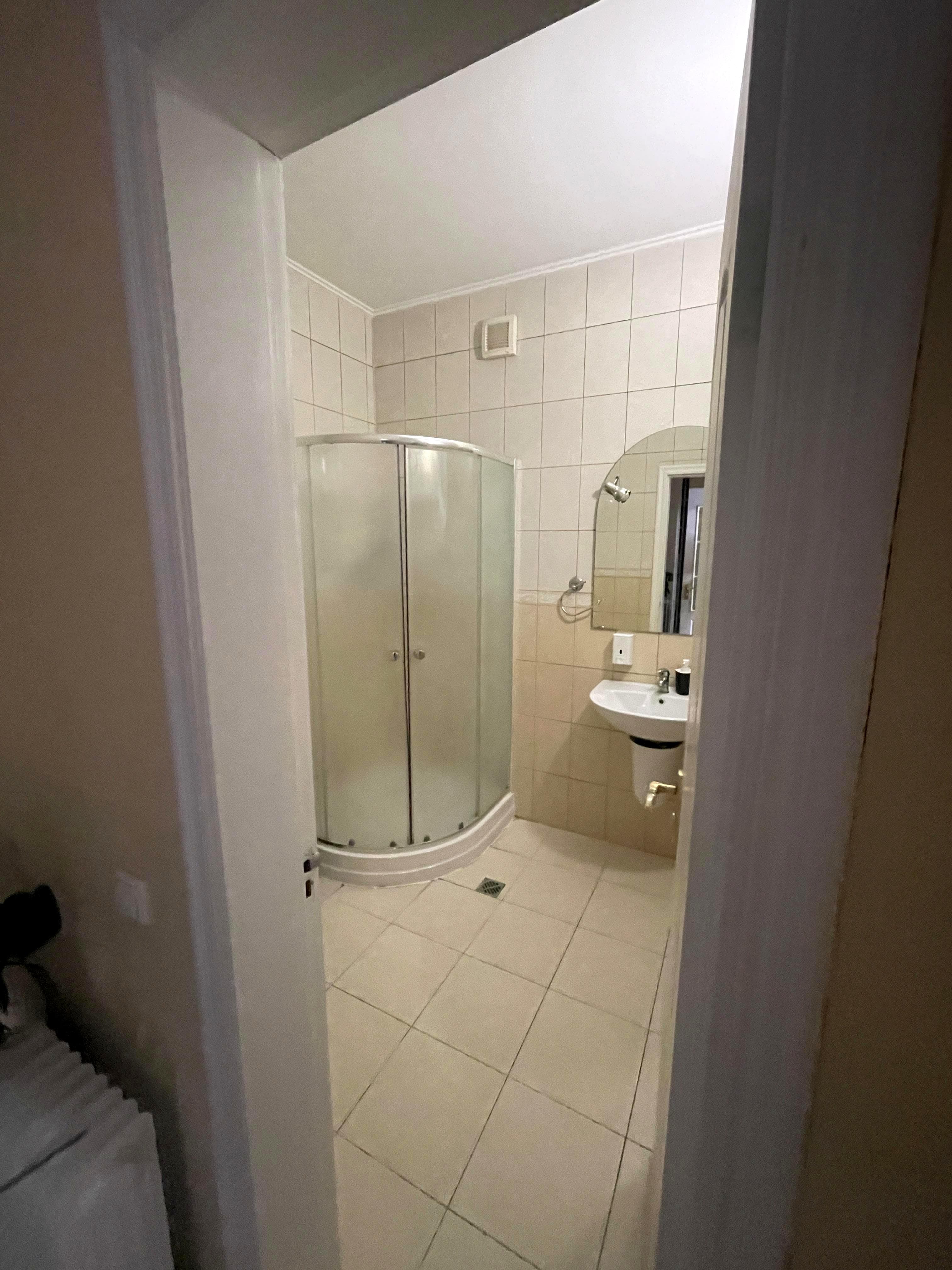 Оренда комерційного приміщення, 30 м², Шевченківський р-н 4