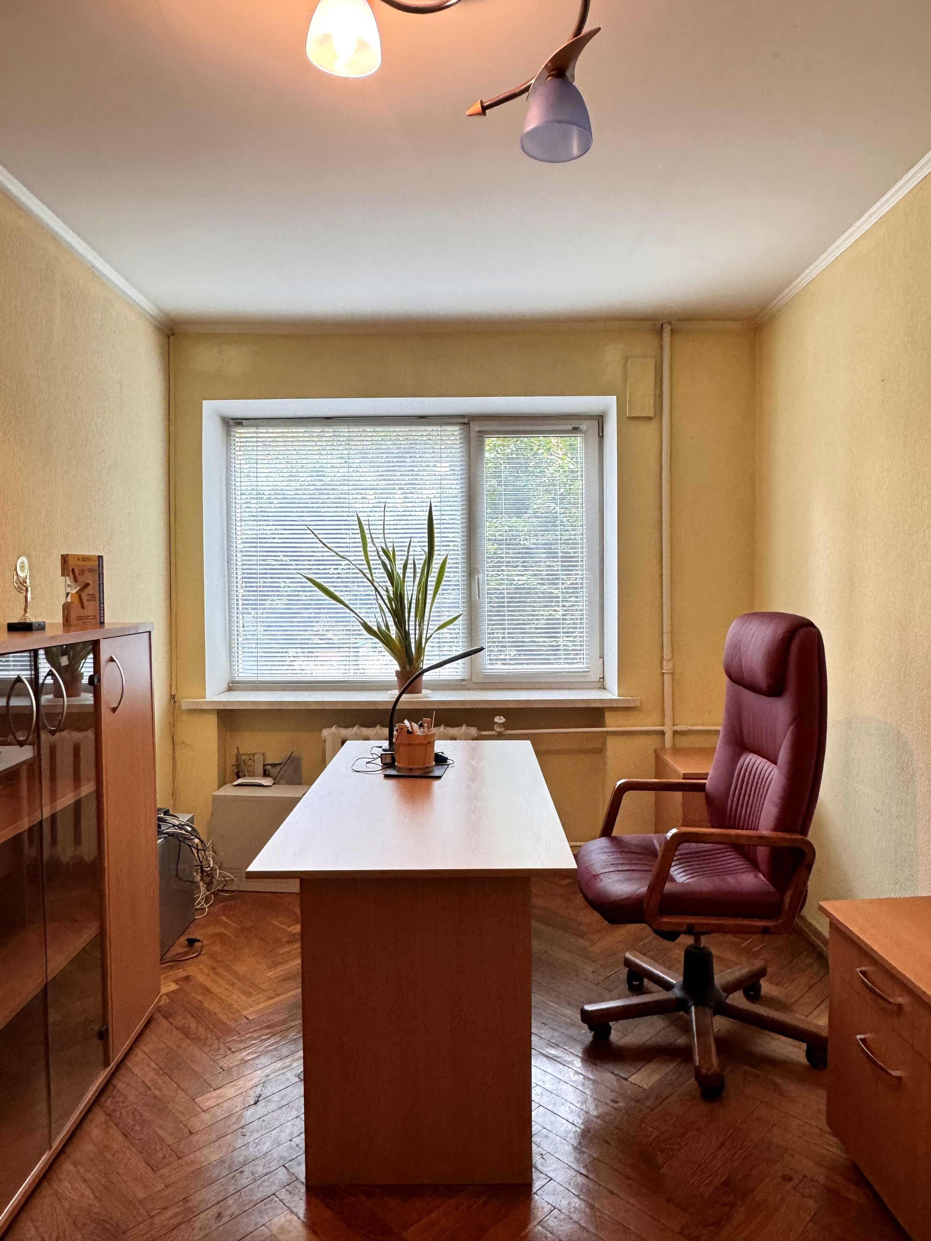 Оренда комерційного приміщення, 45 м², Печерський р-н 1