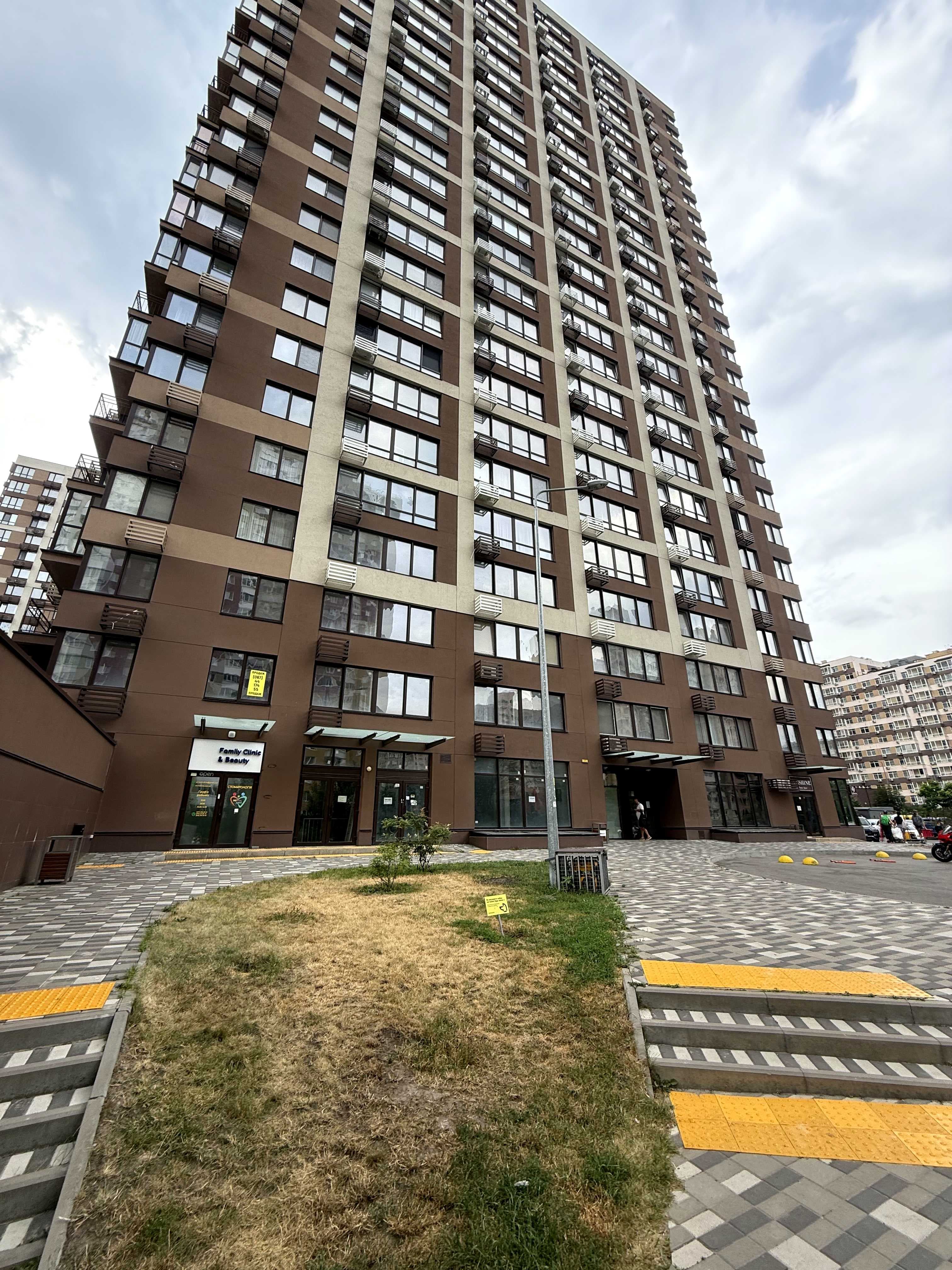 Оренда комерційного приміщення, 76 м², Подільський р-н 1