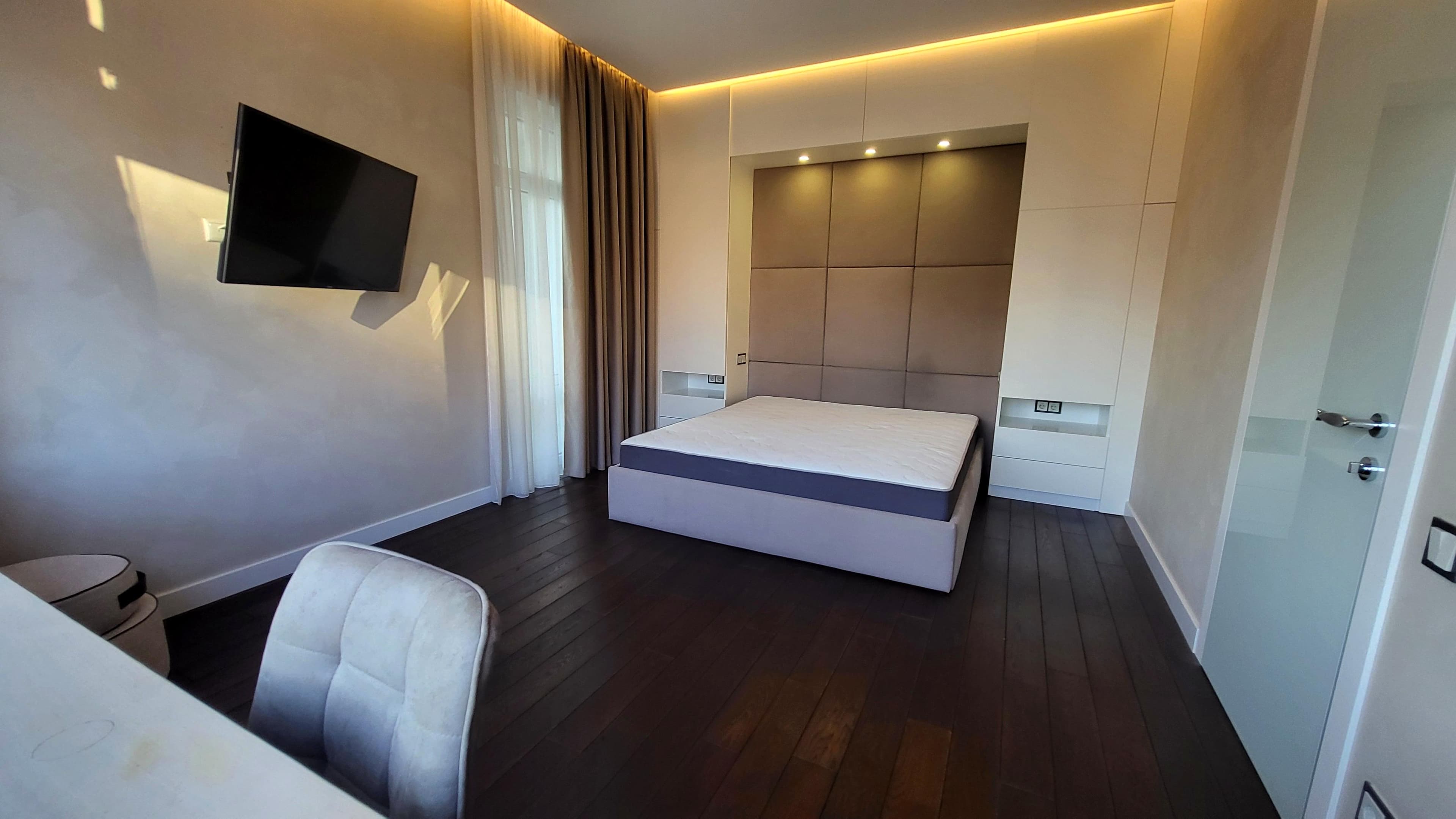 Оренда 2-кімнатної квартири, 75.5 м², ЖК «Аристократ» 1