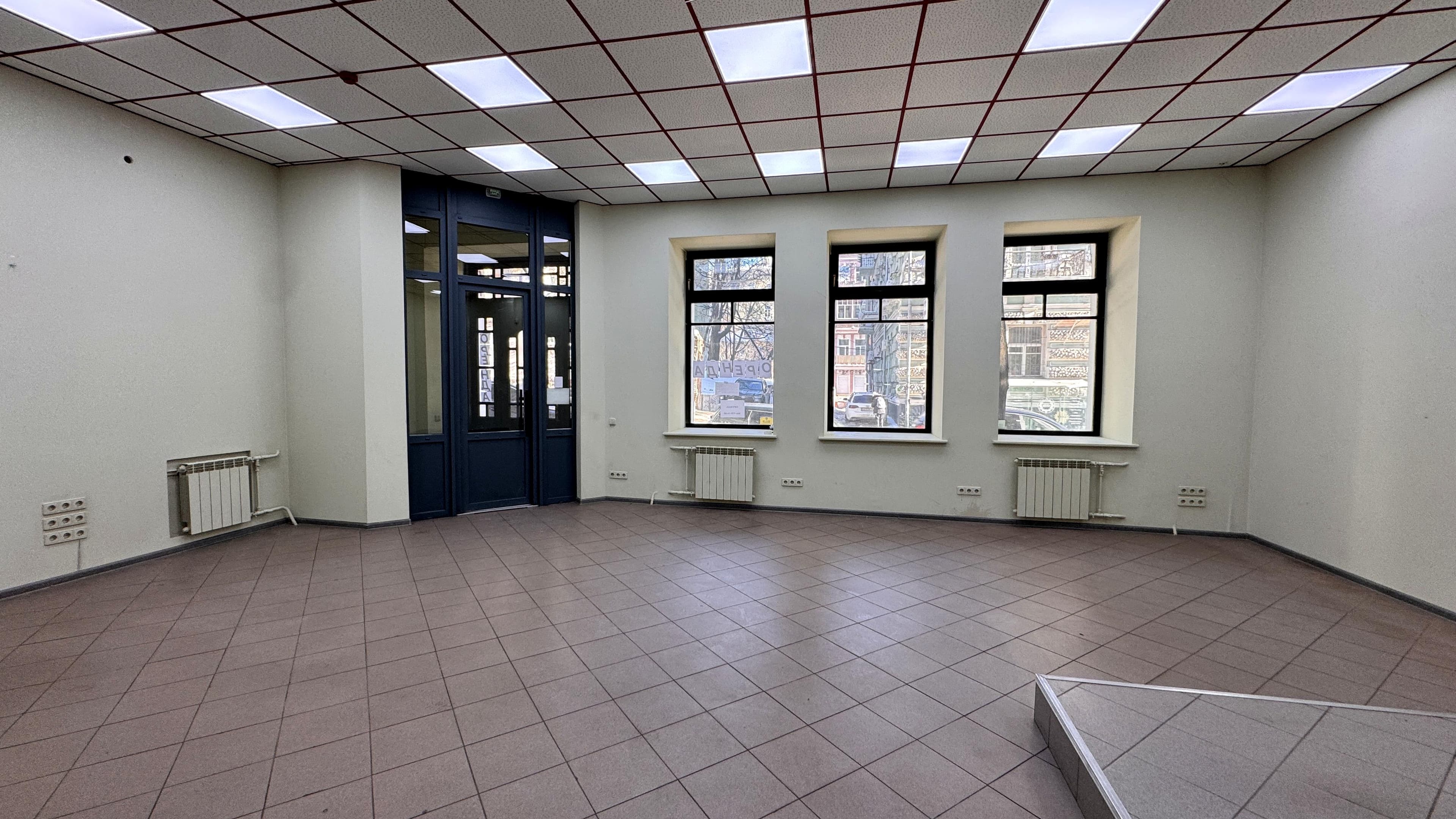 Оренда комерційного приміщення, 75 м², Шевченківський р-н 5