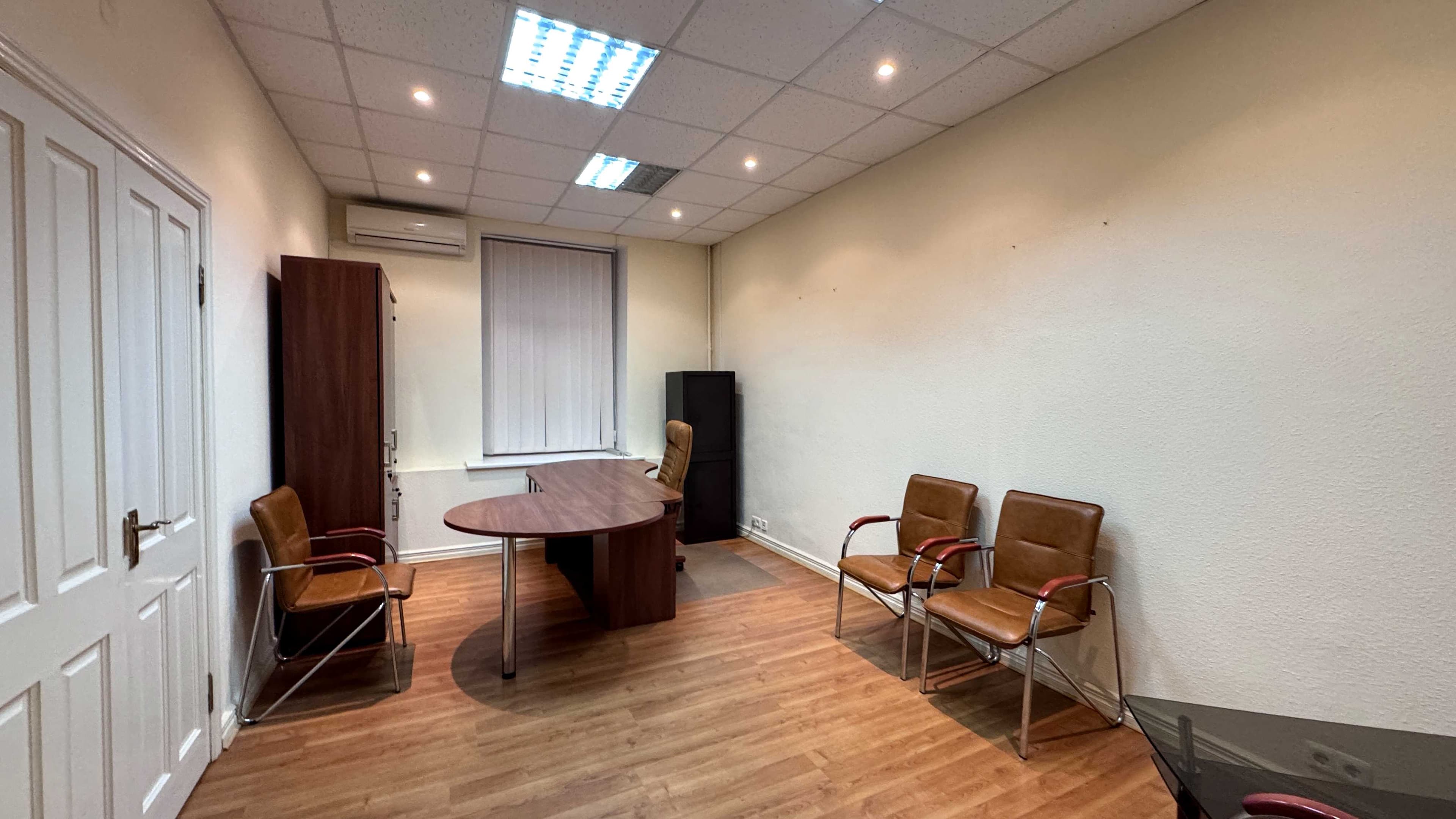 Оренда комерційного приміщення, 60 м², Печерський р-н 1