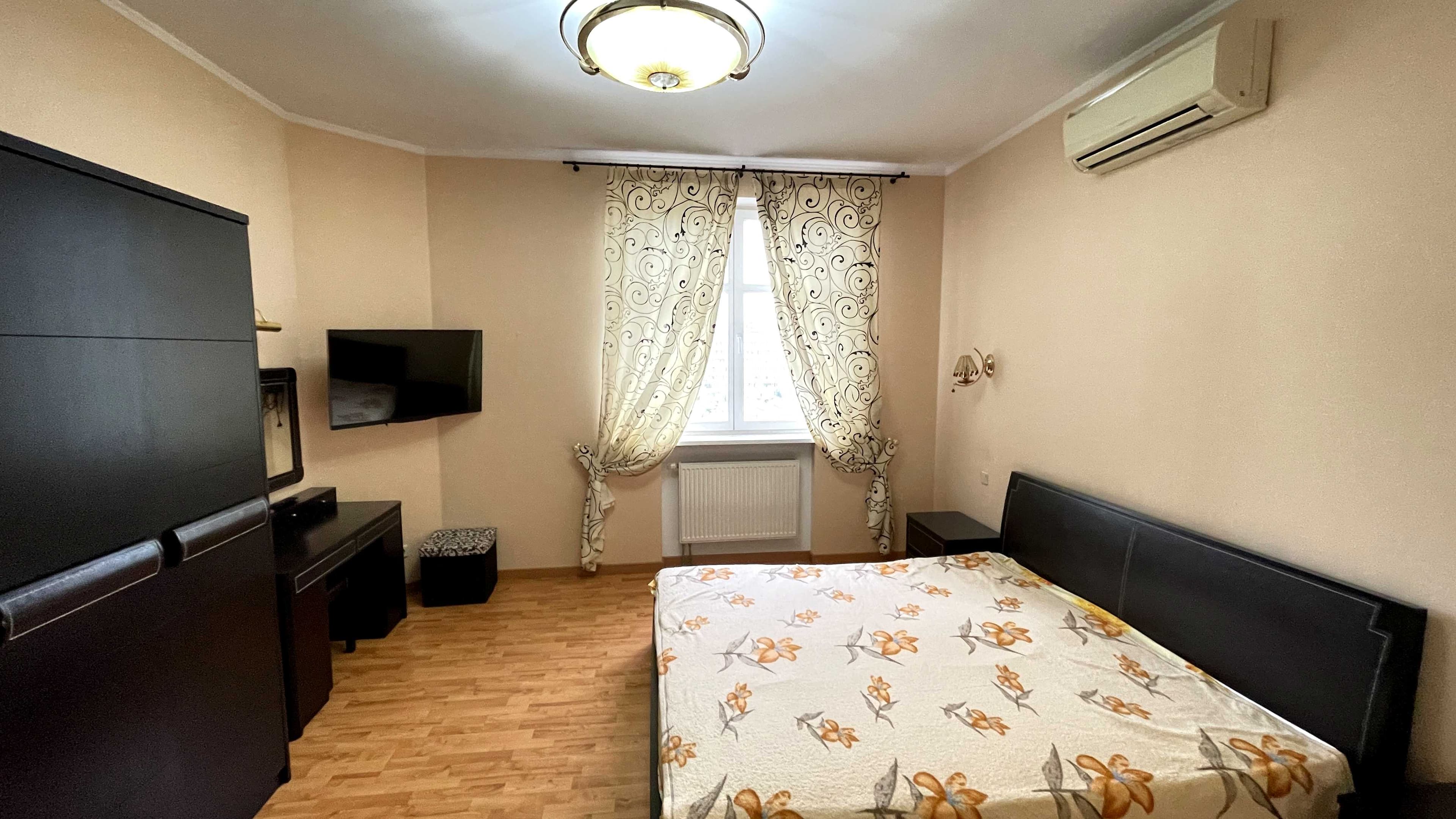 Оренда 3-кімнатної квартири, 120 м², Печерський р-н 3