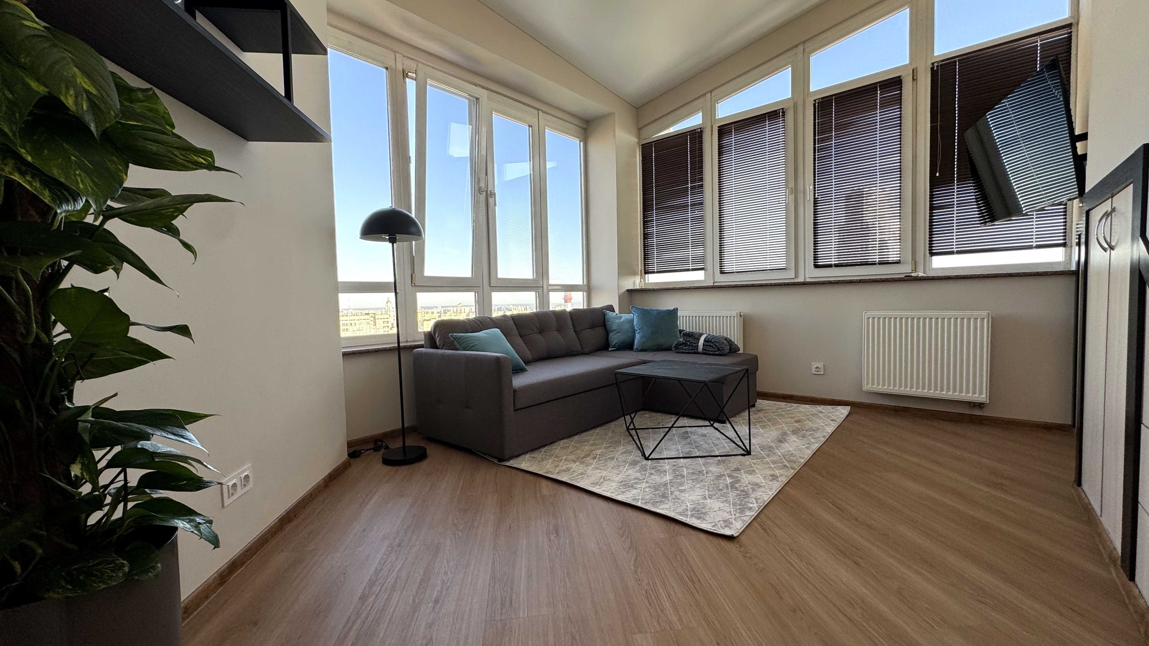 Оренда 2-кімнатної квартири, 55 м², Печерський р-н 4