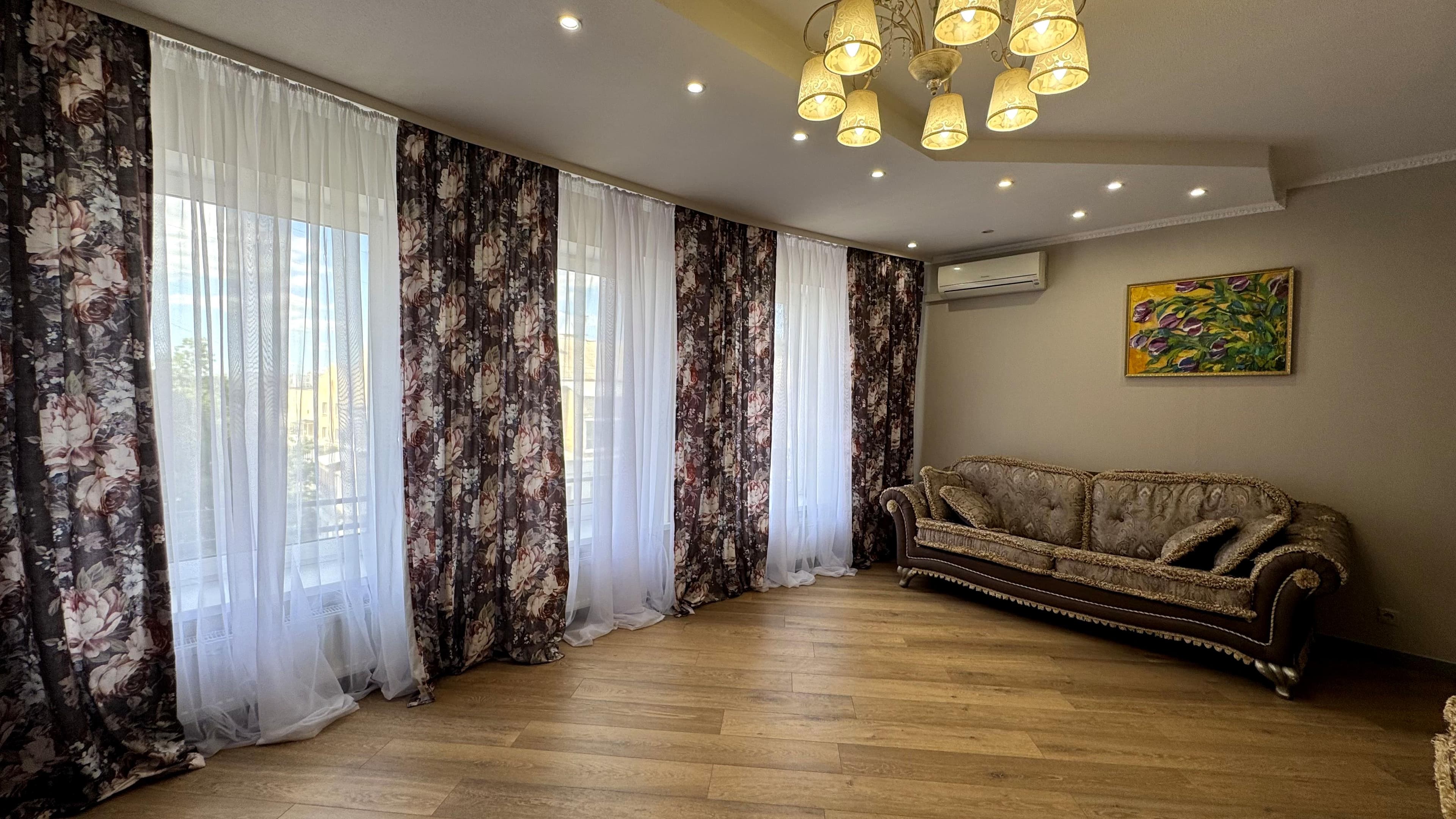 Оренда 3-кімнатної квартири, 102 м², Подільський р-н 1