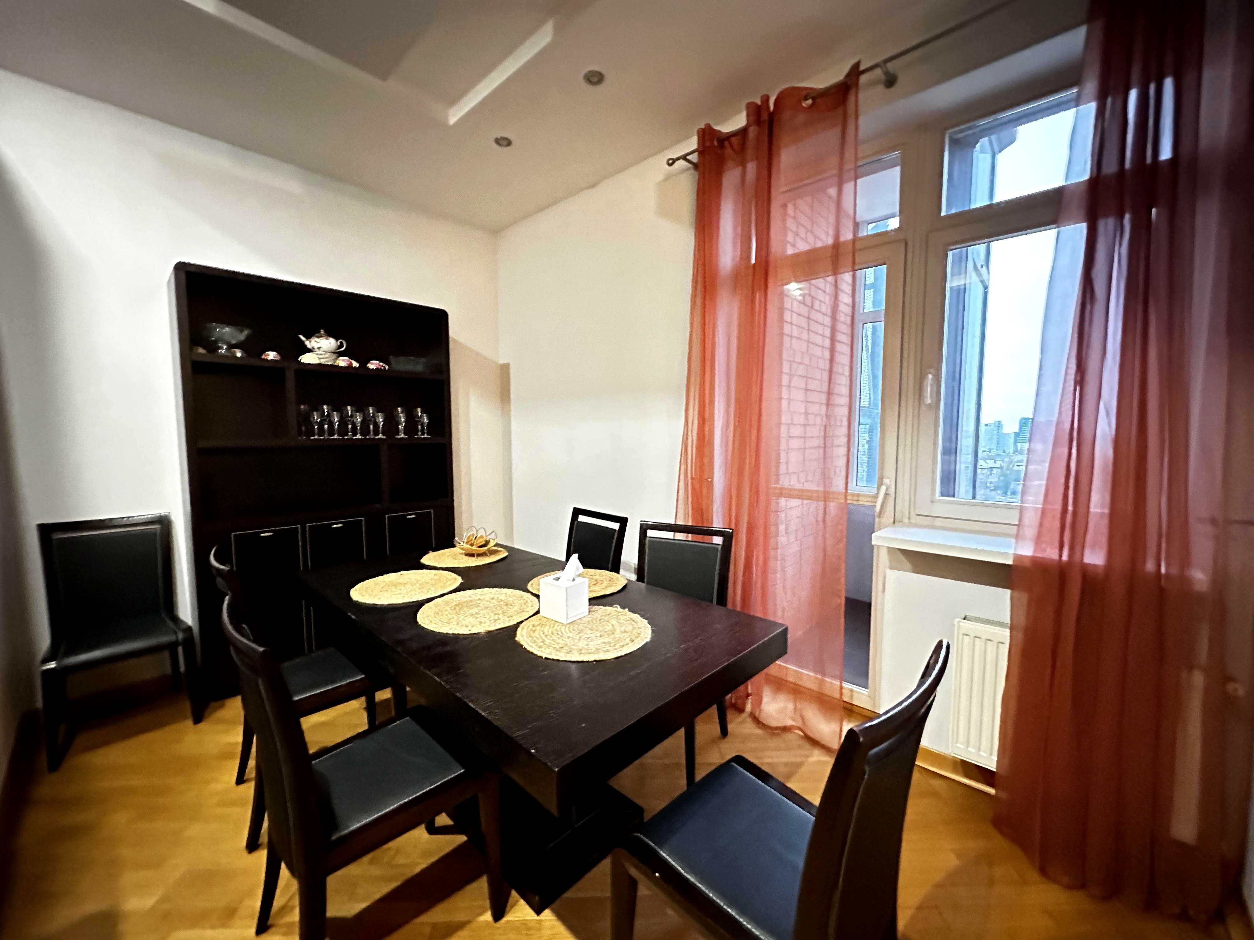 Оренда 3-кімнатної квартири, 140 м², Печерський р-н 3