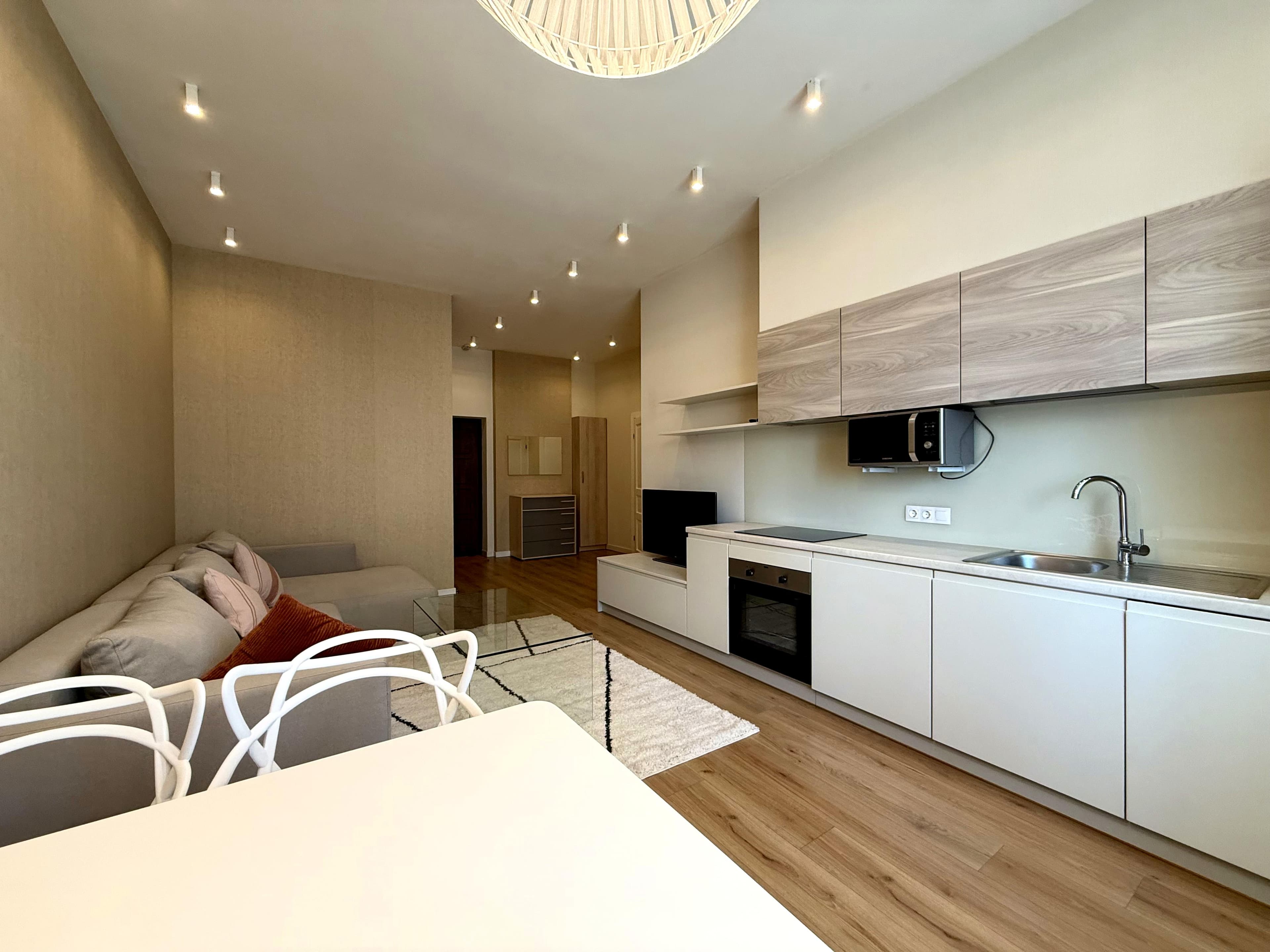 Оренда 1-кімнатної квартири, 60 м², ЖК «Новопечерський двір» 4