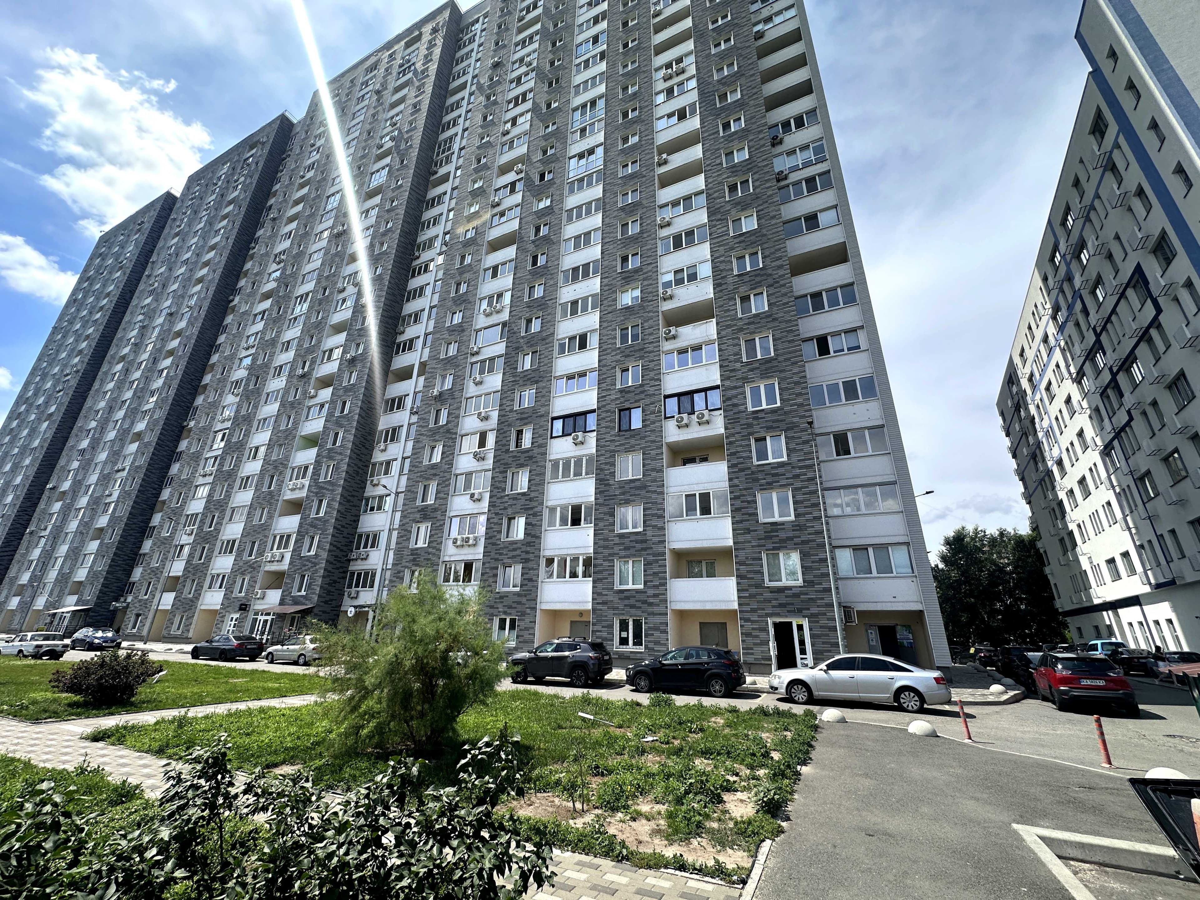 Оренда комерційного приміщення, 30 м², ЖК «РЕВУЦЬКИЙ» 3