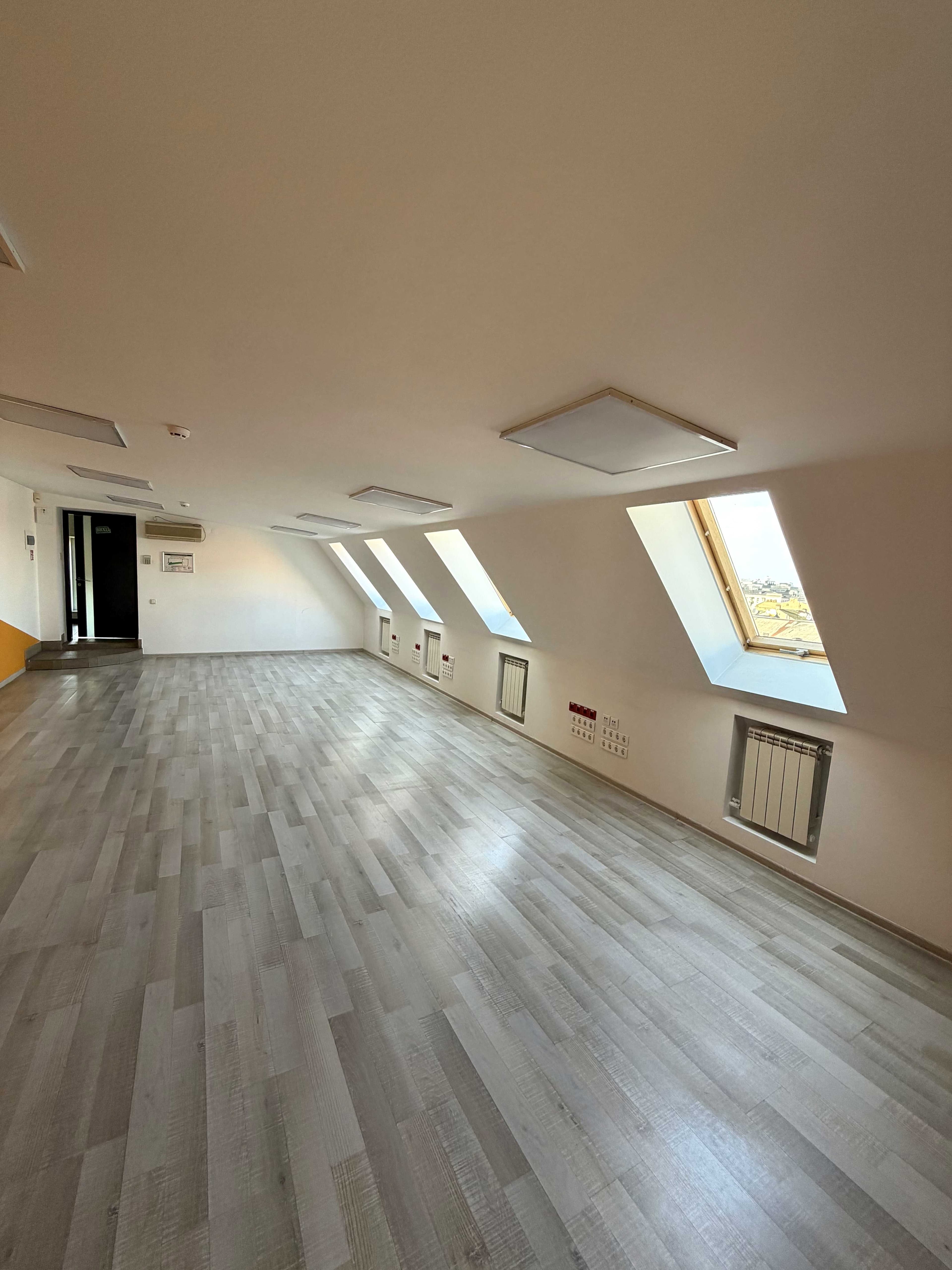 Оренда комерційного приміщення, 80 м², ЖК «Бізнес центр "Панорама-Поділ"» 2