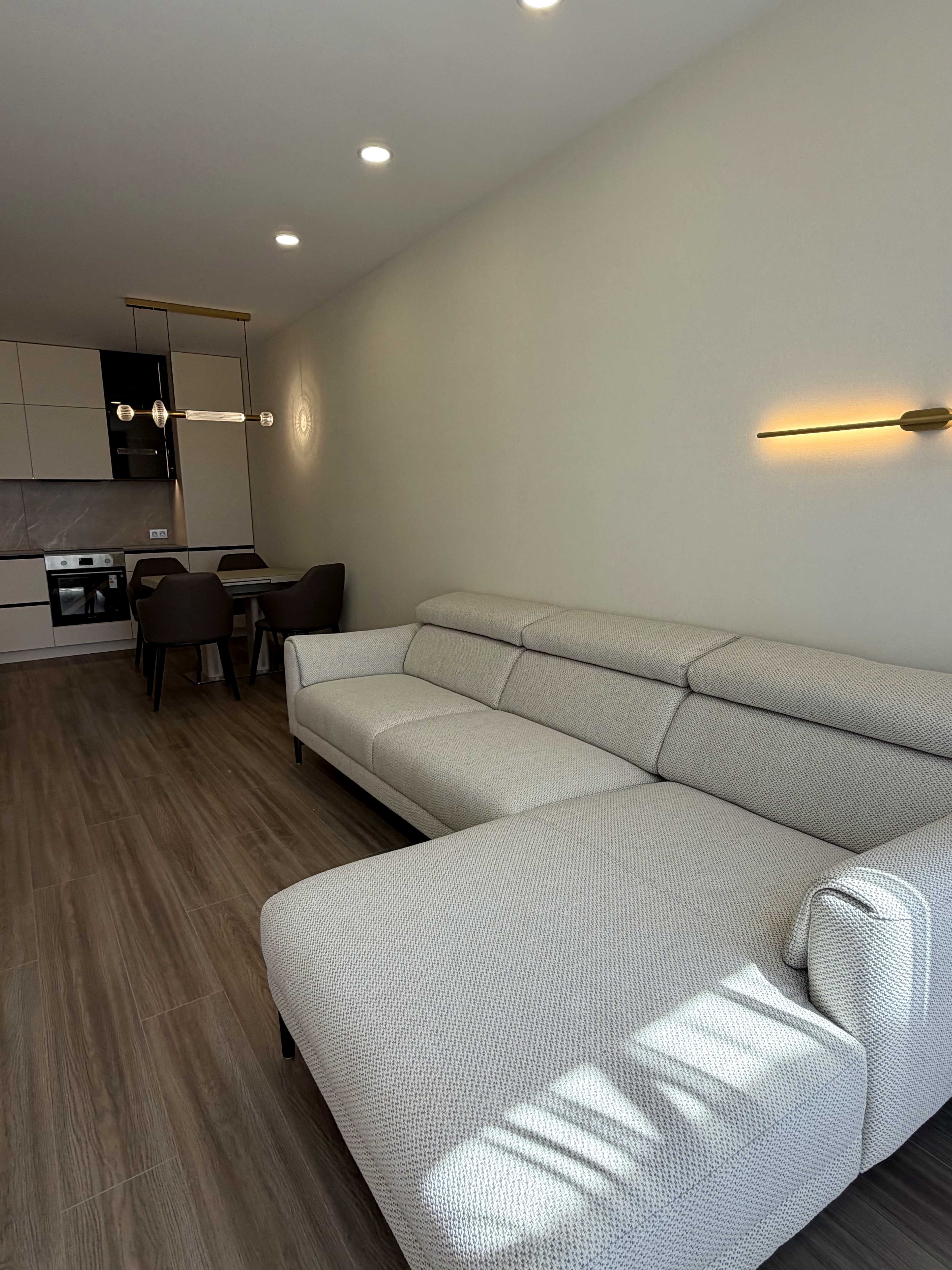 Оренда 3-кімнатної квартири, 80 м², Дарницький р-н 1
