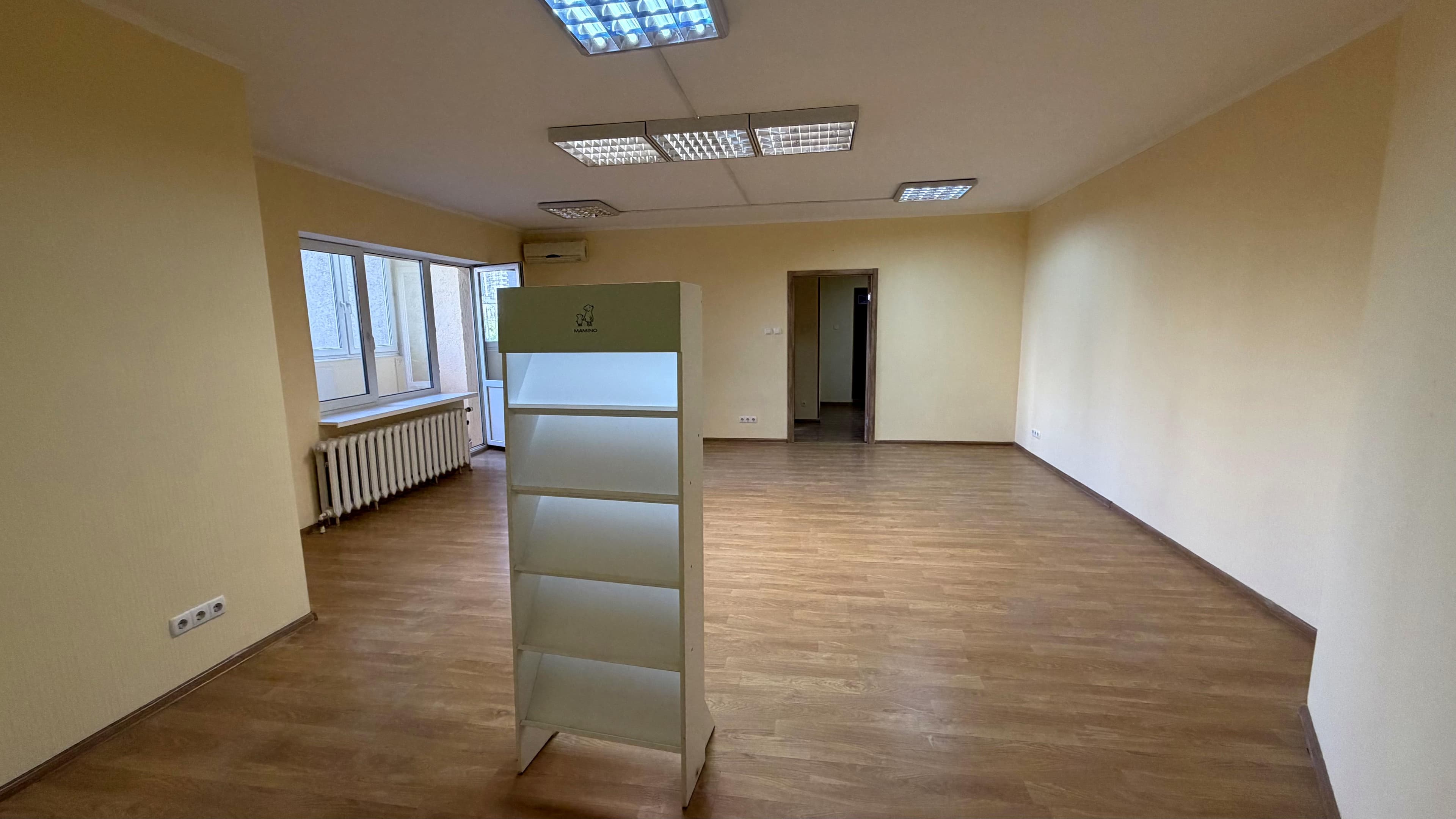 Оренда комерційного приміщення, 200 м², Дарницький р-н 5