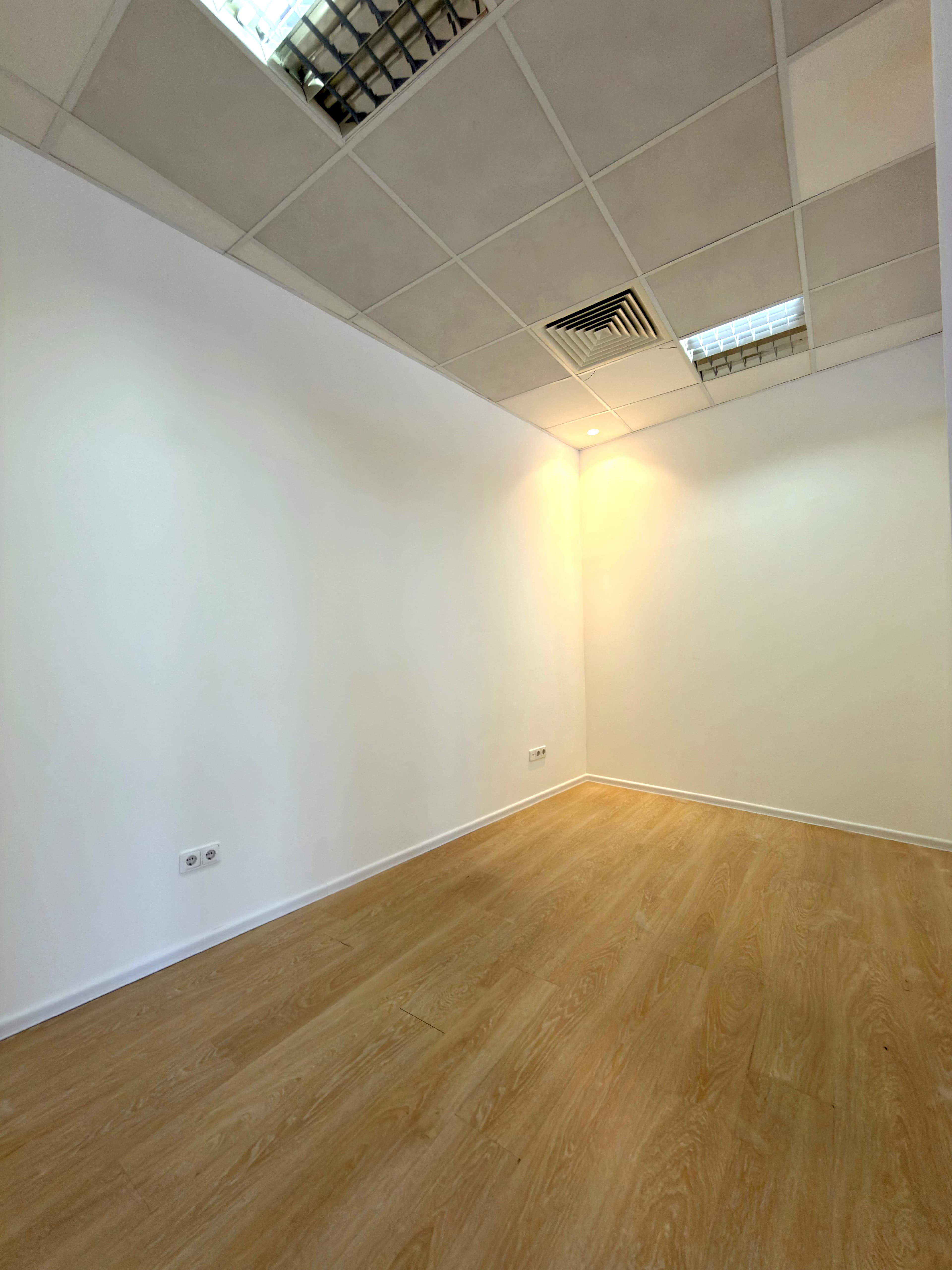 Оренда комерційного приміщення, 140 м², Печерський р-н 5