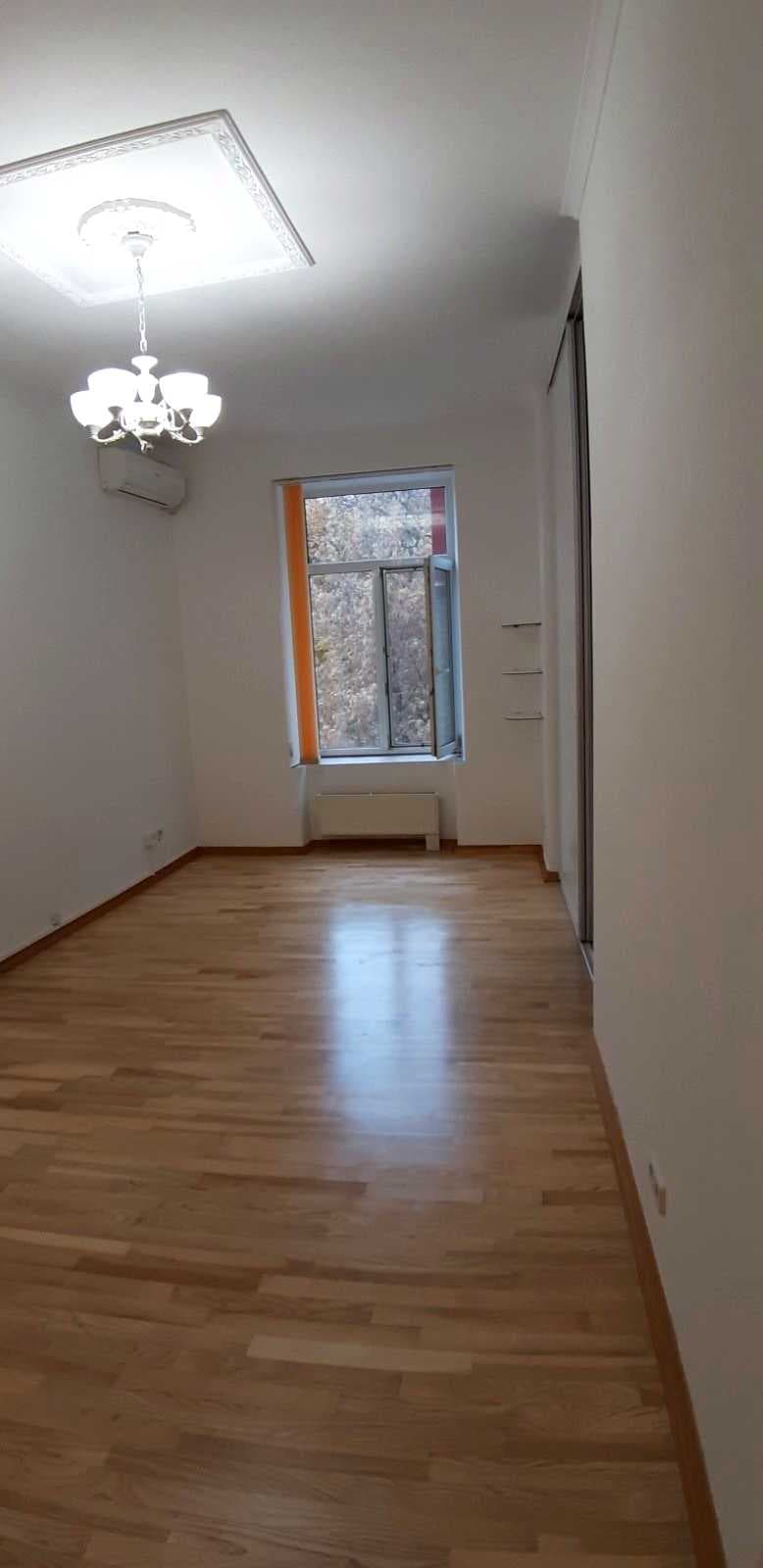 Оренда комерційного приміщення, 275 м², Шевченківський р-н 5