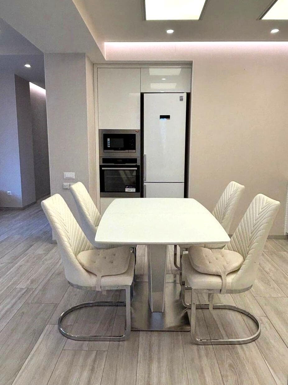Оренда 3-кімнатної квартири, 90 м², ЖК «Покровський Посад» 4