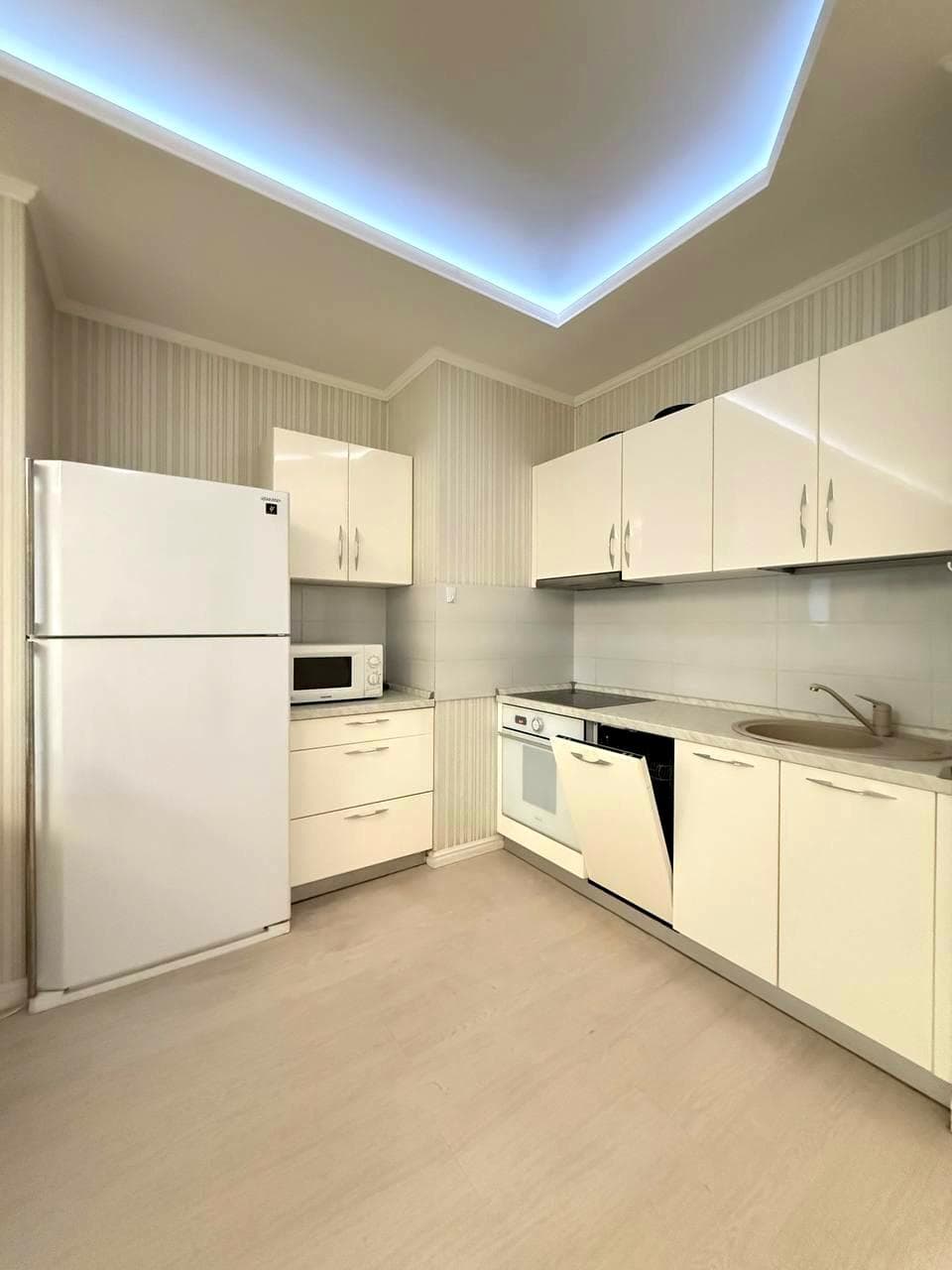 Оренда 3-кімнатної квартири, 98.6 м², ЖК «Park Avenue VIP» 5