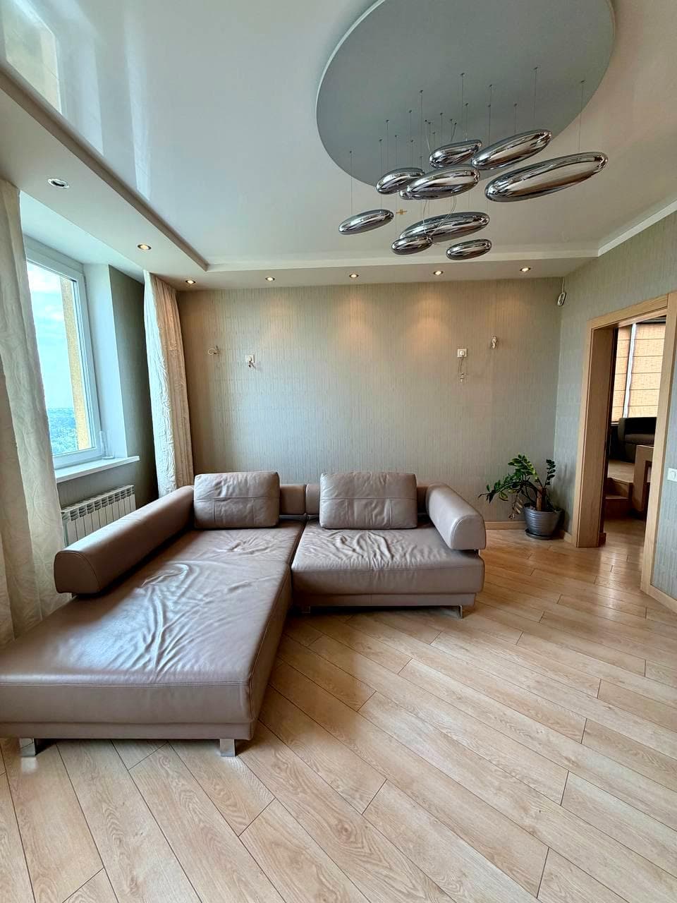 Оренда 3-кімнатної квартири, 108 м², Голосіївський р-н 5