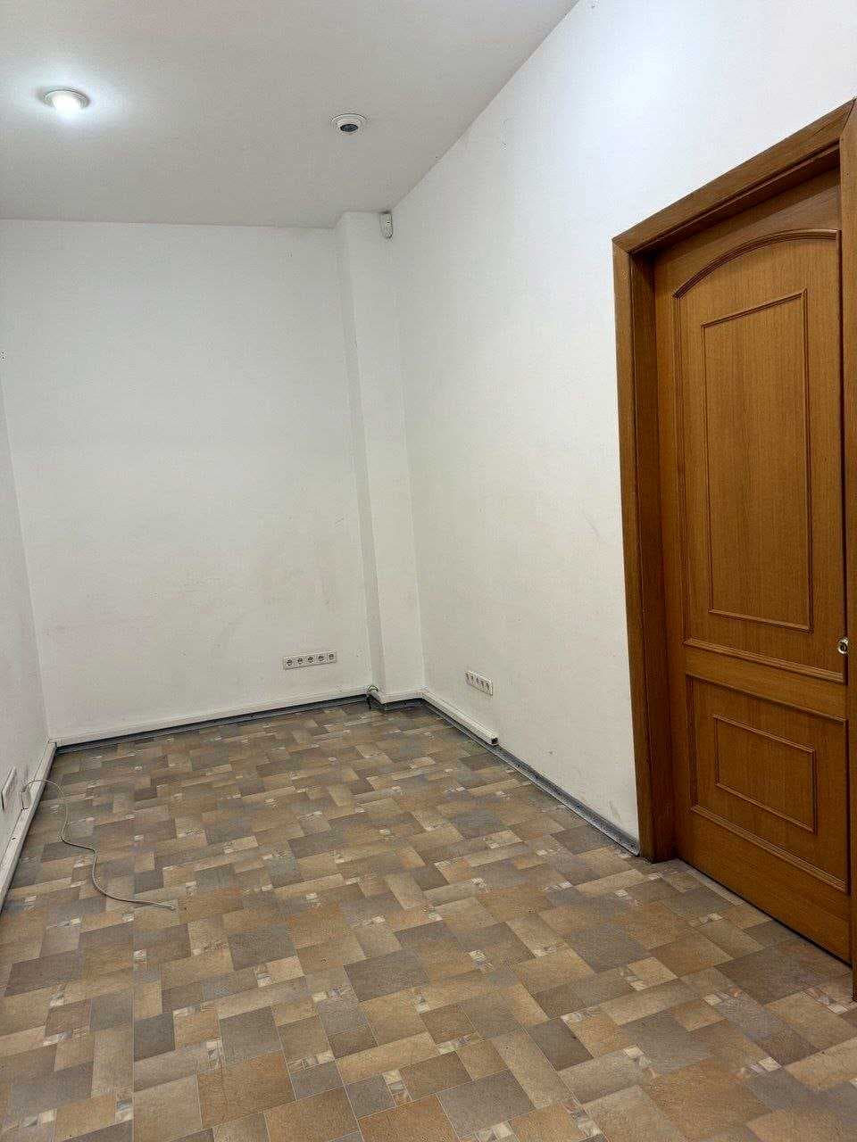Оренда комерційного приміщення, 52 м², Подільський р-н 1